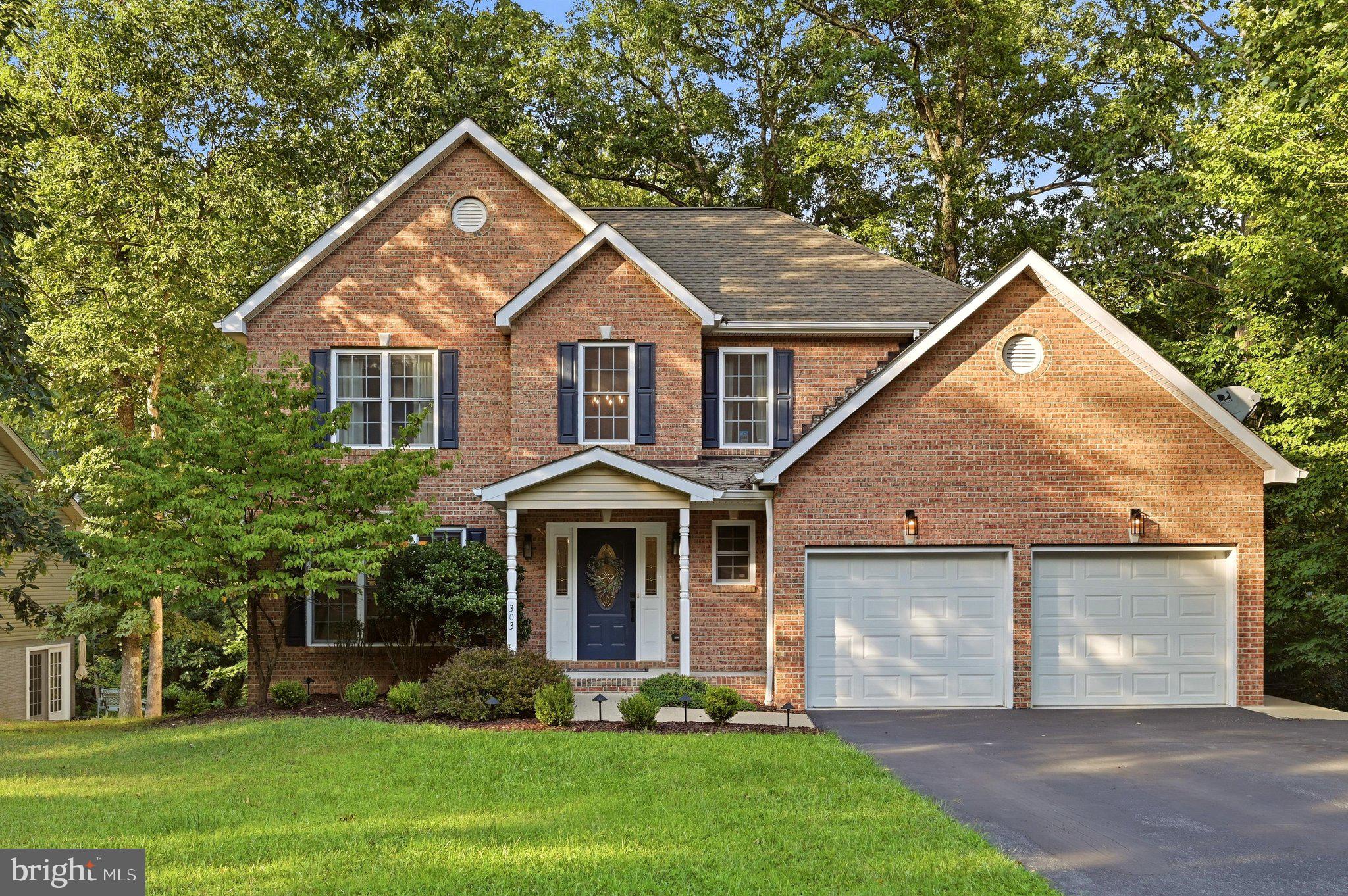 303 NORTHWOOD CIRCLE
