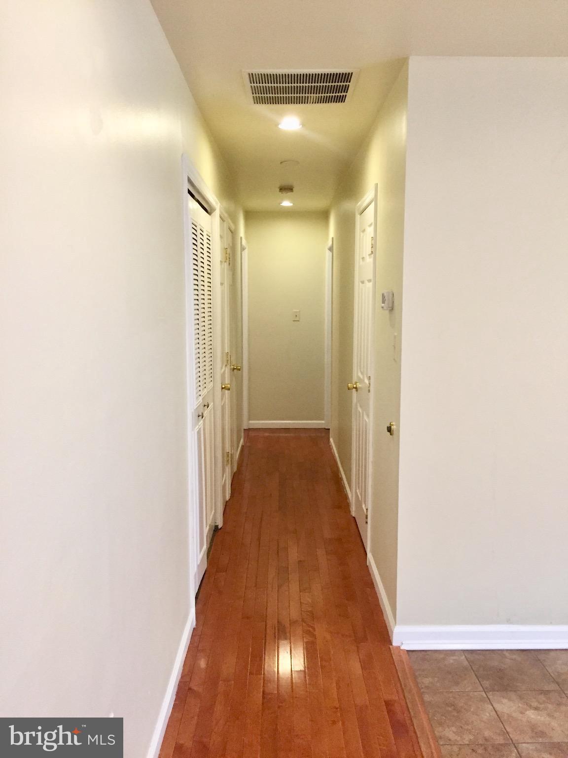 COLUMBIA HIGHLANDS - Residential Lease