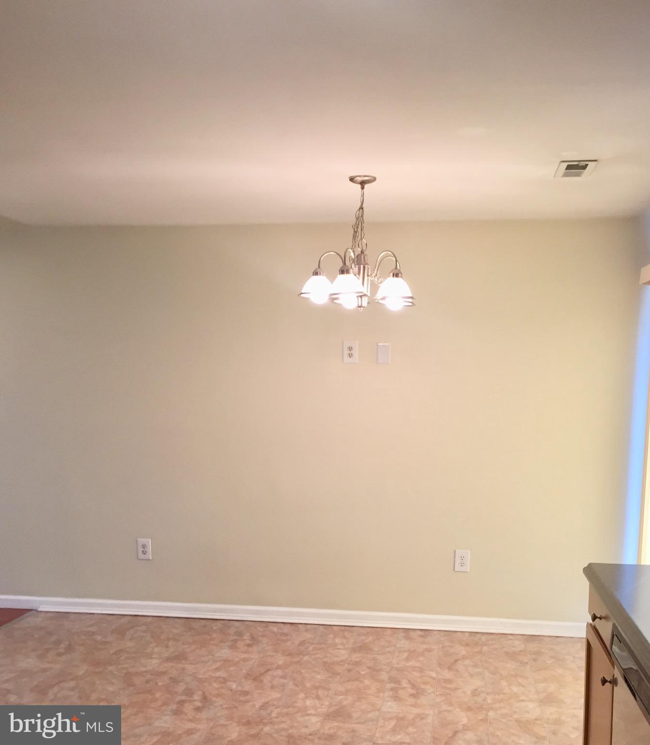 COLUMBIA HIGHLANDS - Residential Lease