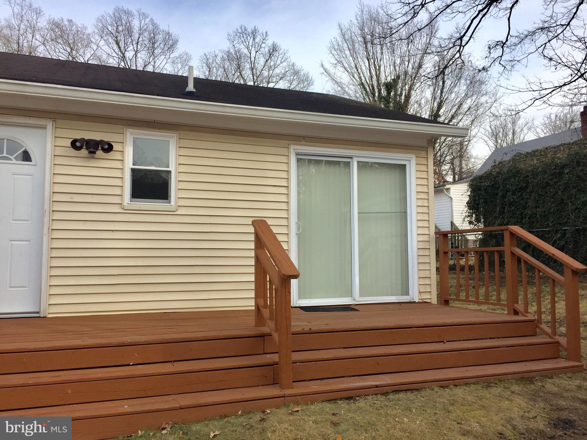 COLUMBIA HIGHLANDS - Residential Lease