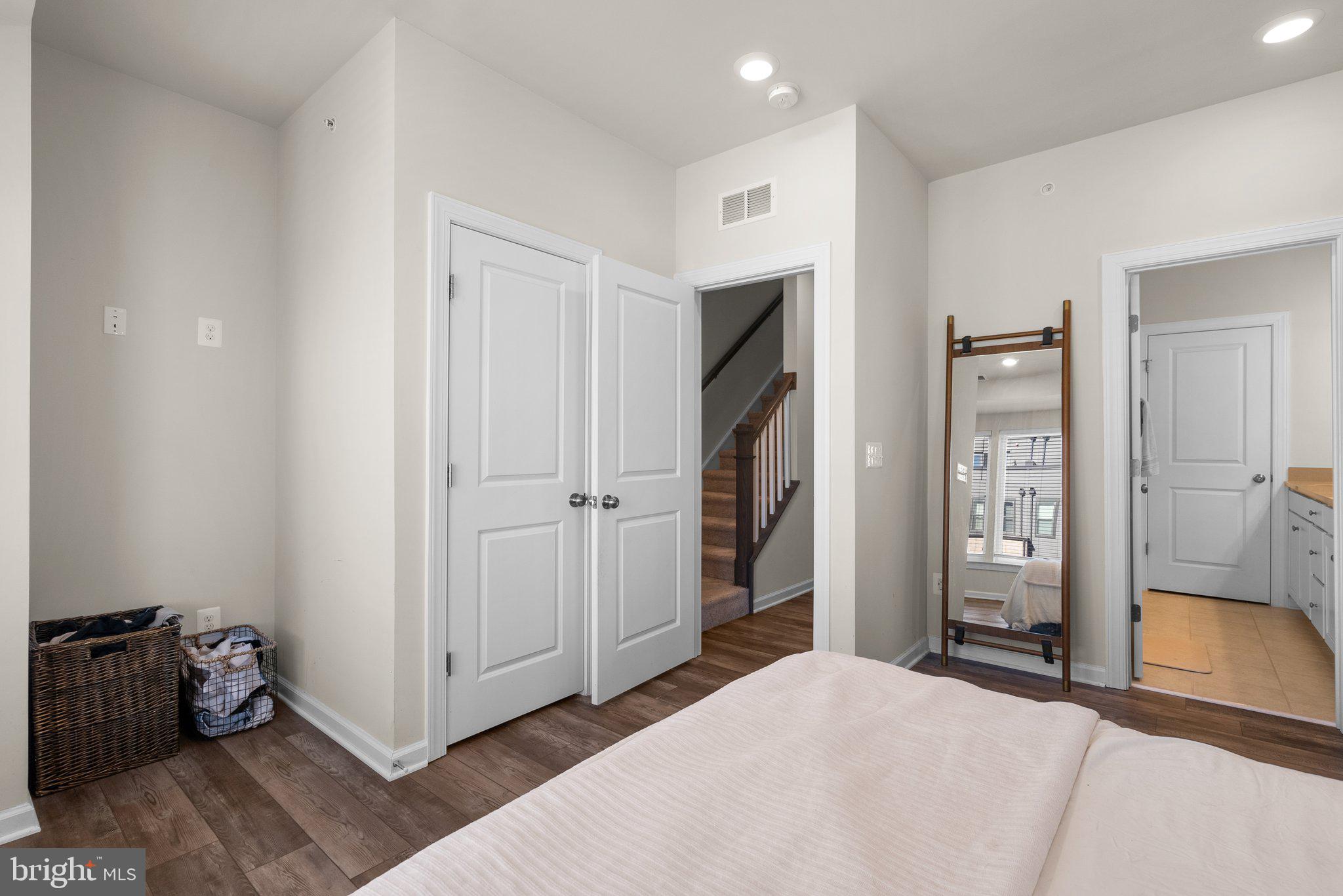 WESTSIDE AT SHADY GROVE METRO - Residential Lease