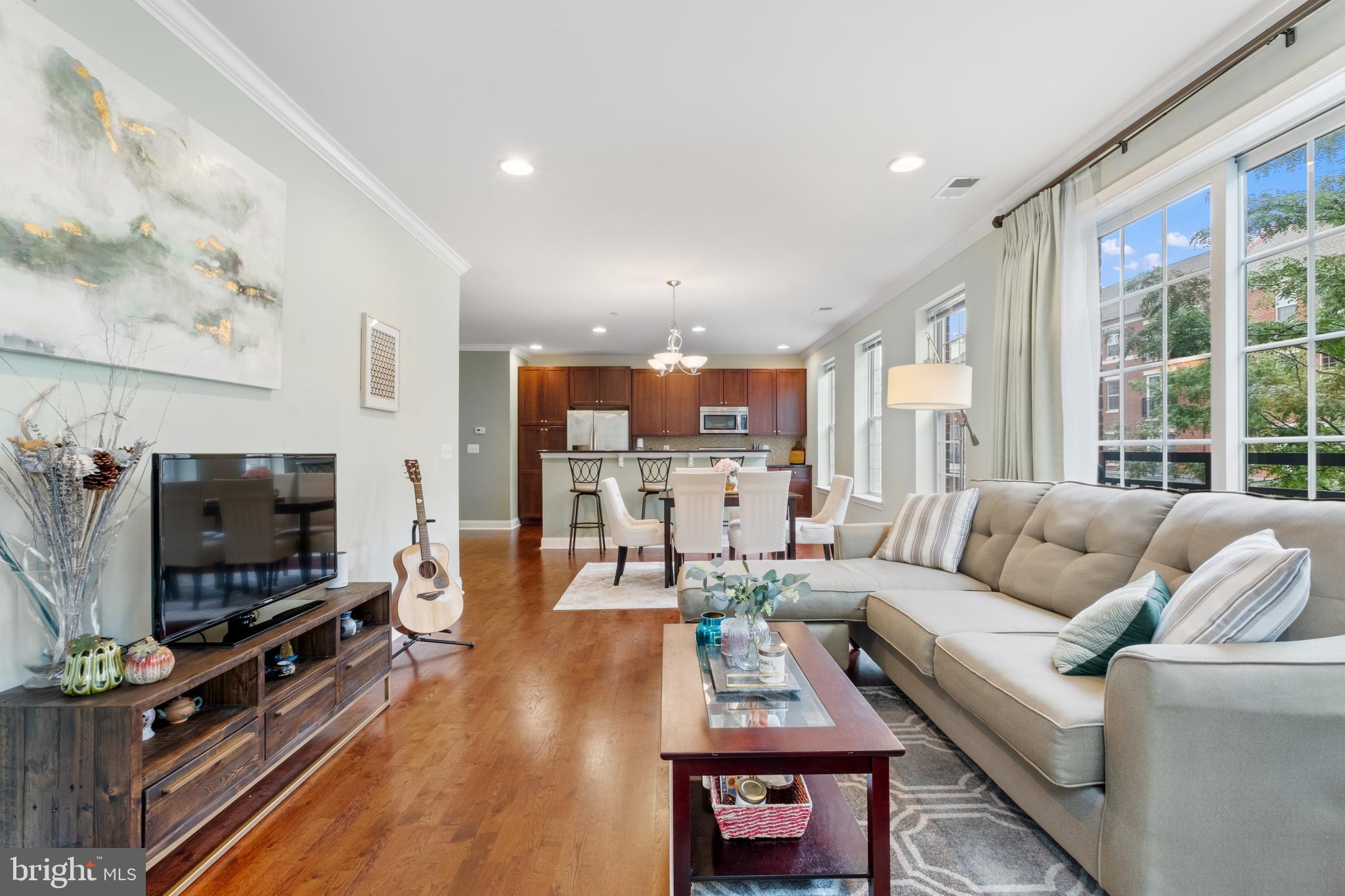 NAVAL SQUARE - Residential