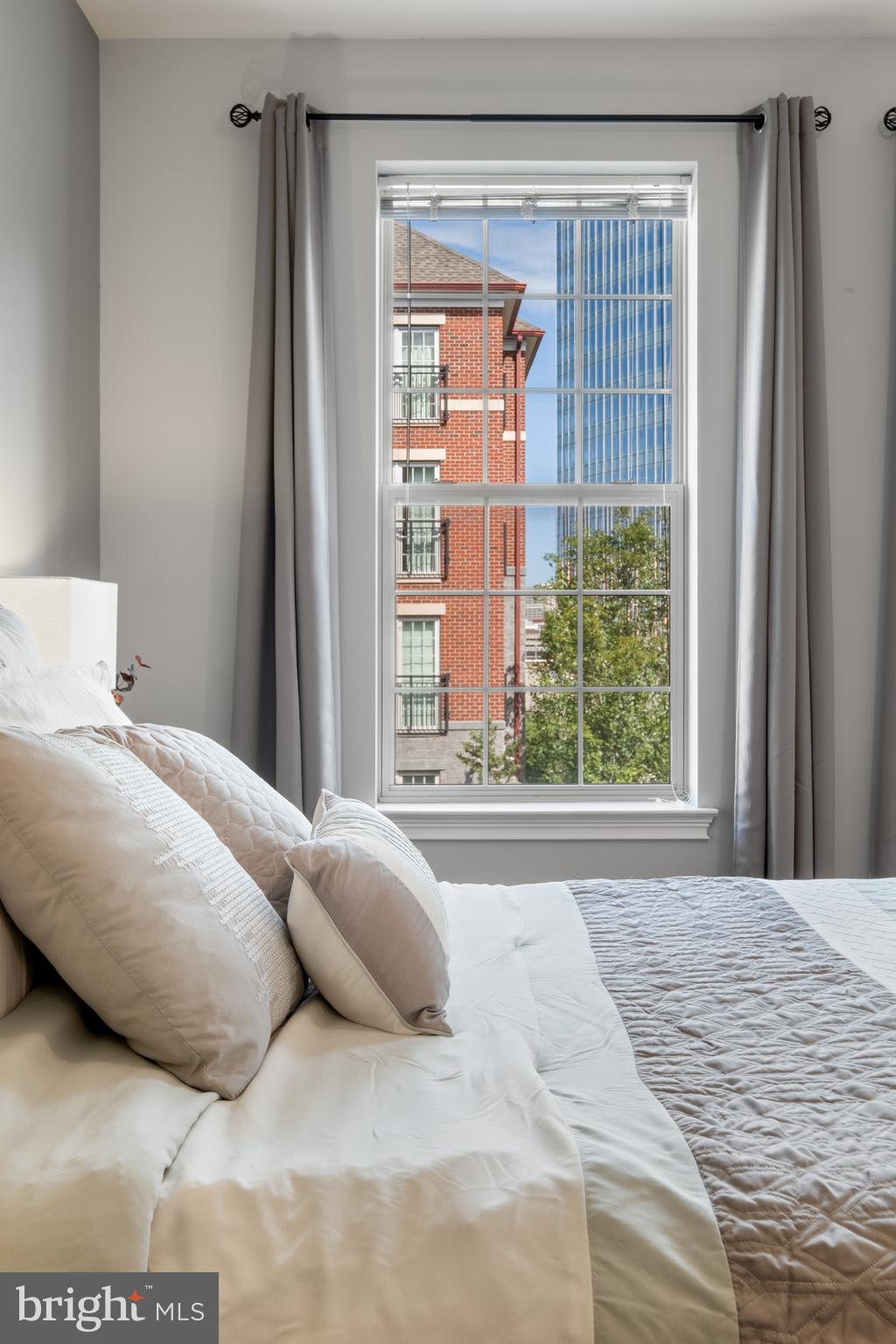 NAVAL SQUARE - Residential