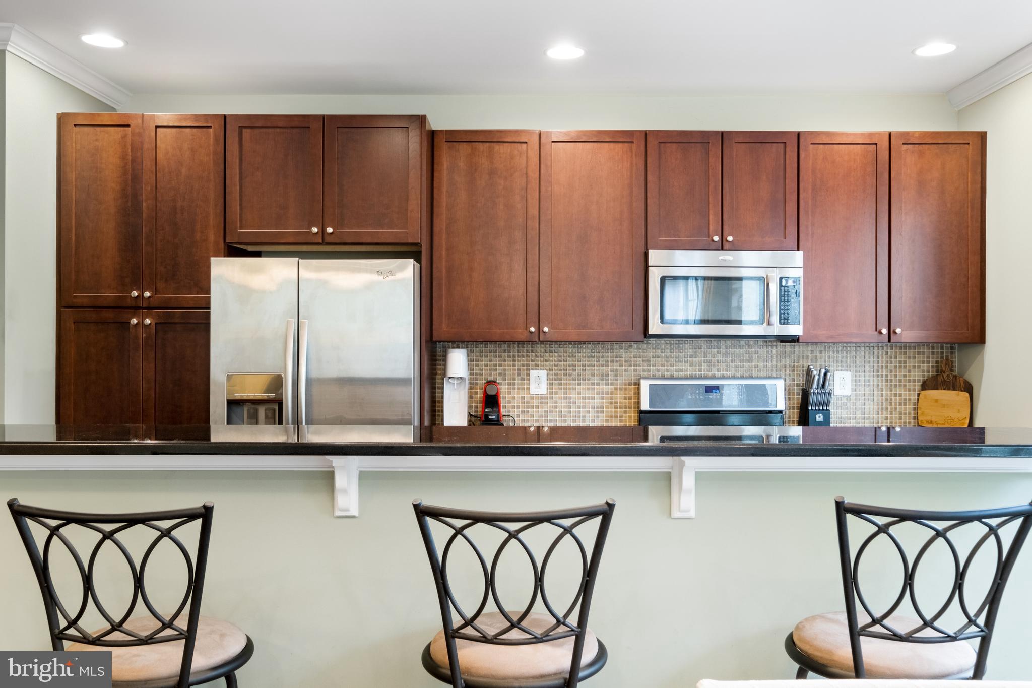 NAVAL SQUARE - Residential