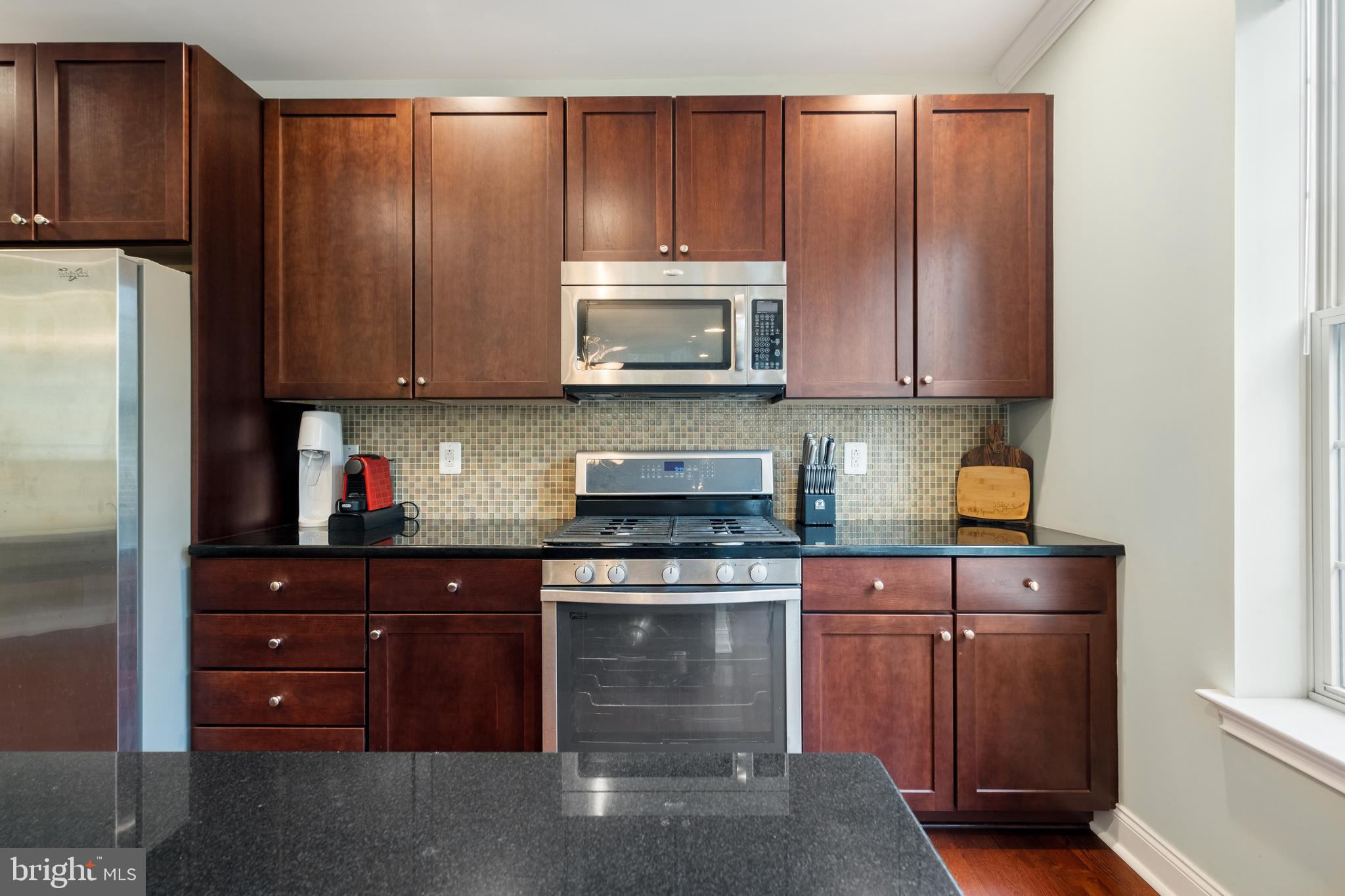 NAVAL SQUARE - Residential