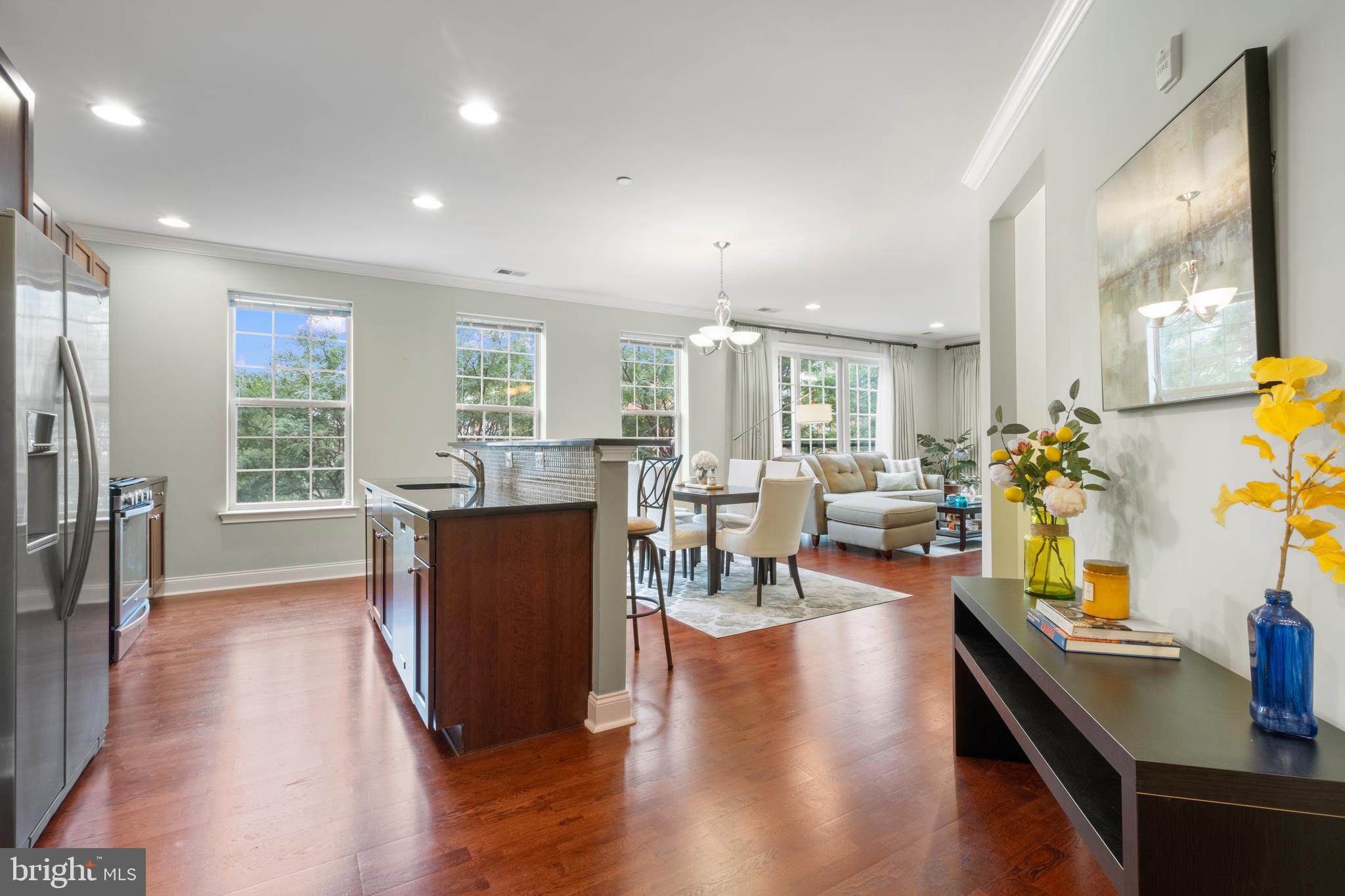 NAVAL SQUARE - Residential