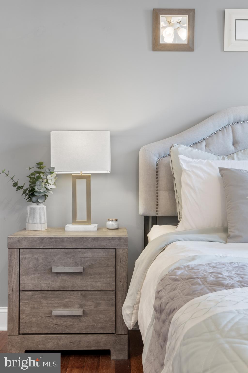 NAVAL SQUARE - Residential