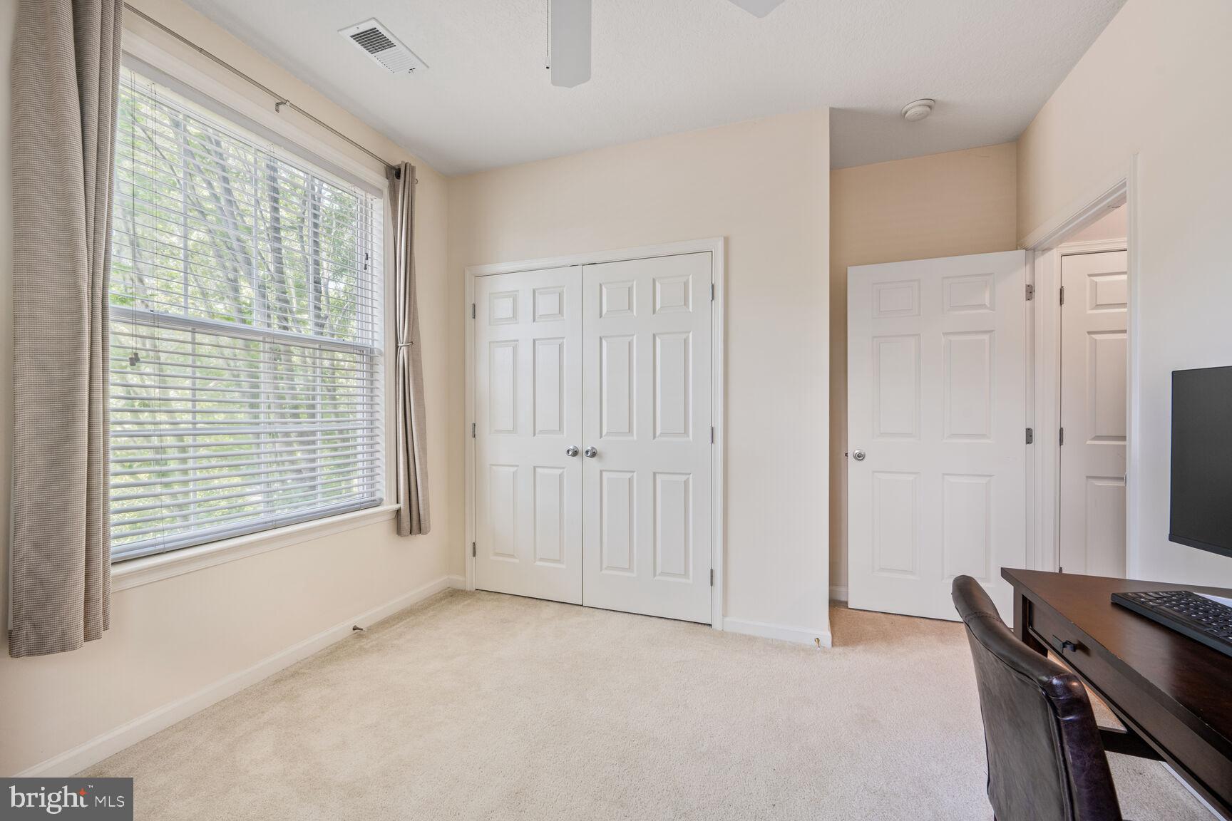 THE COLONNADE AT KENTLANDS - Residential