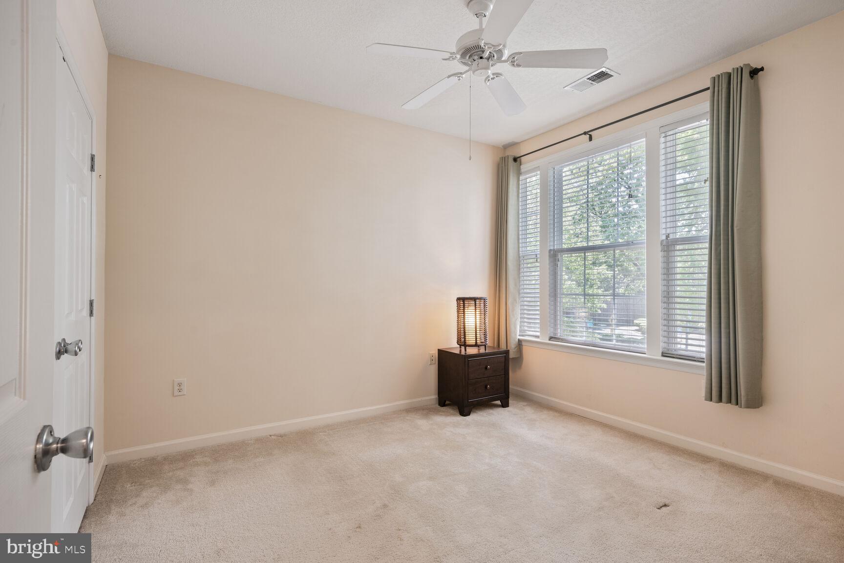 THE COLONNADE AT KENTLANDS - Residential