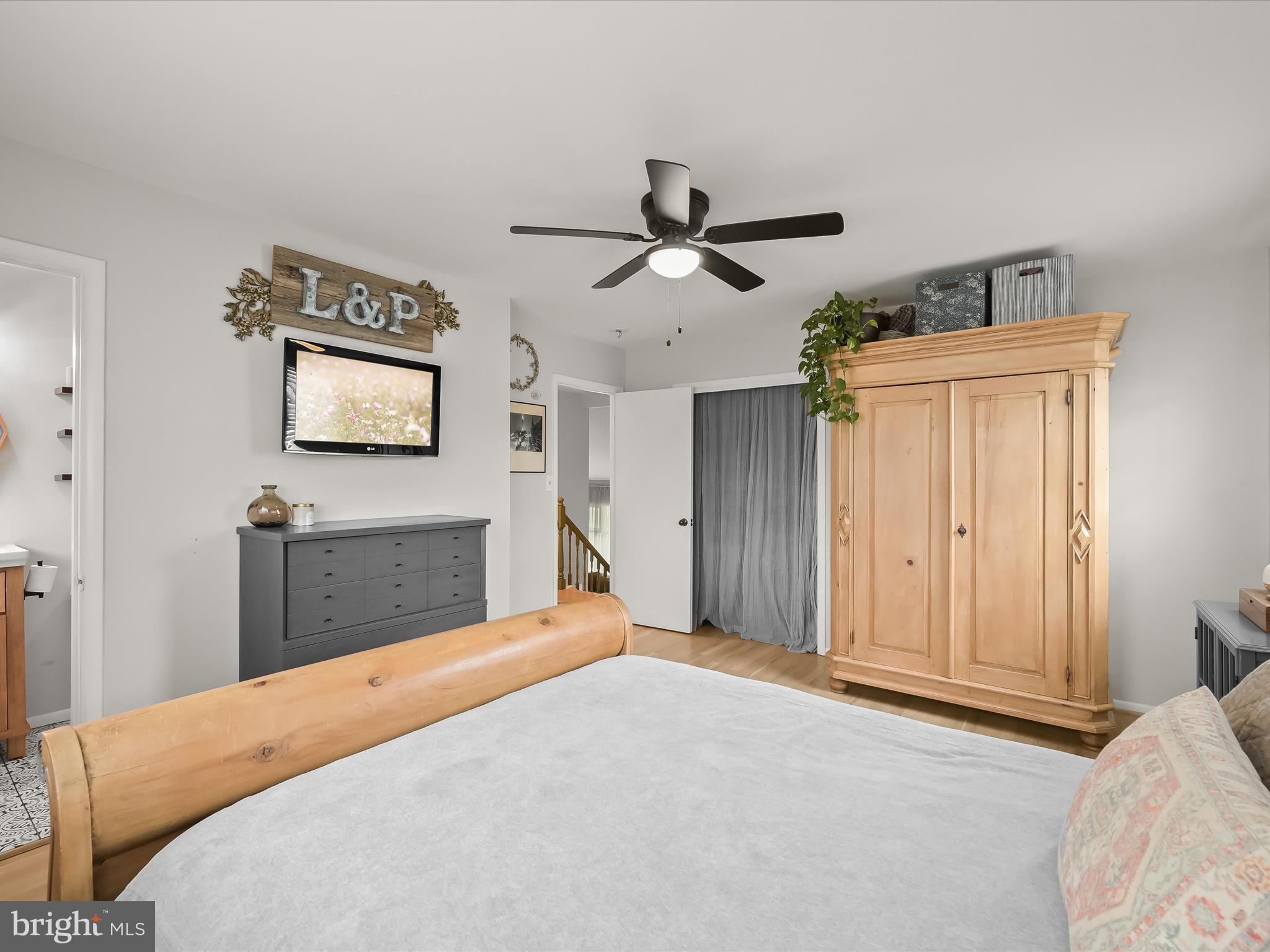 ORCHARD HILLS - Residential