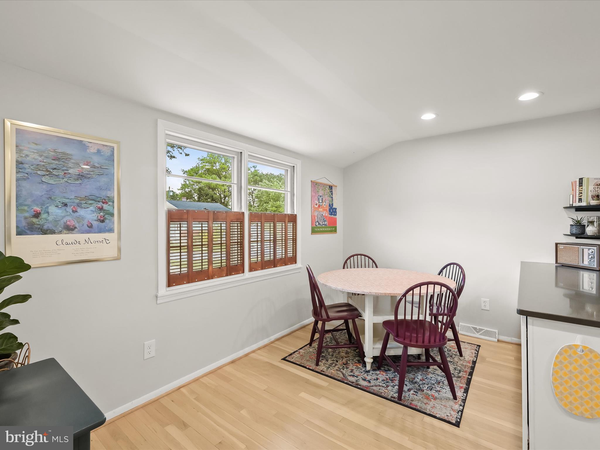 ORCHARD HILLS - Residential