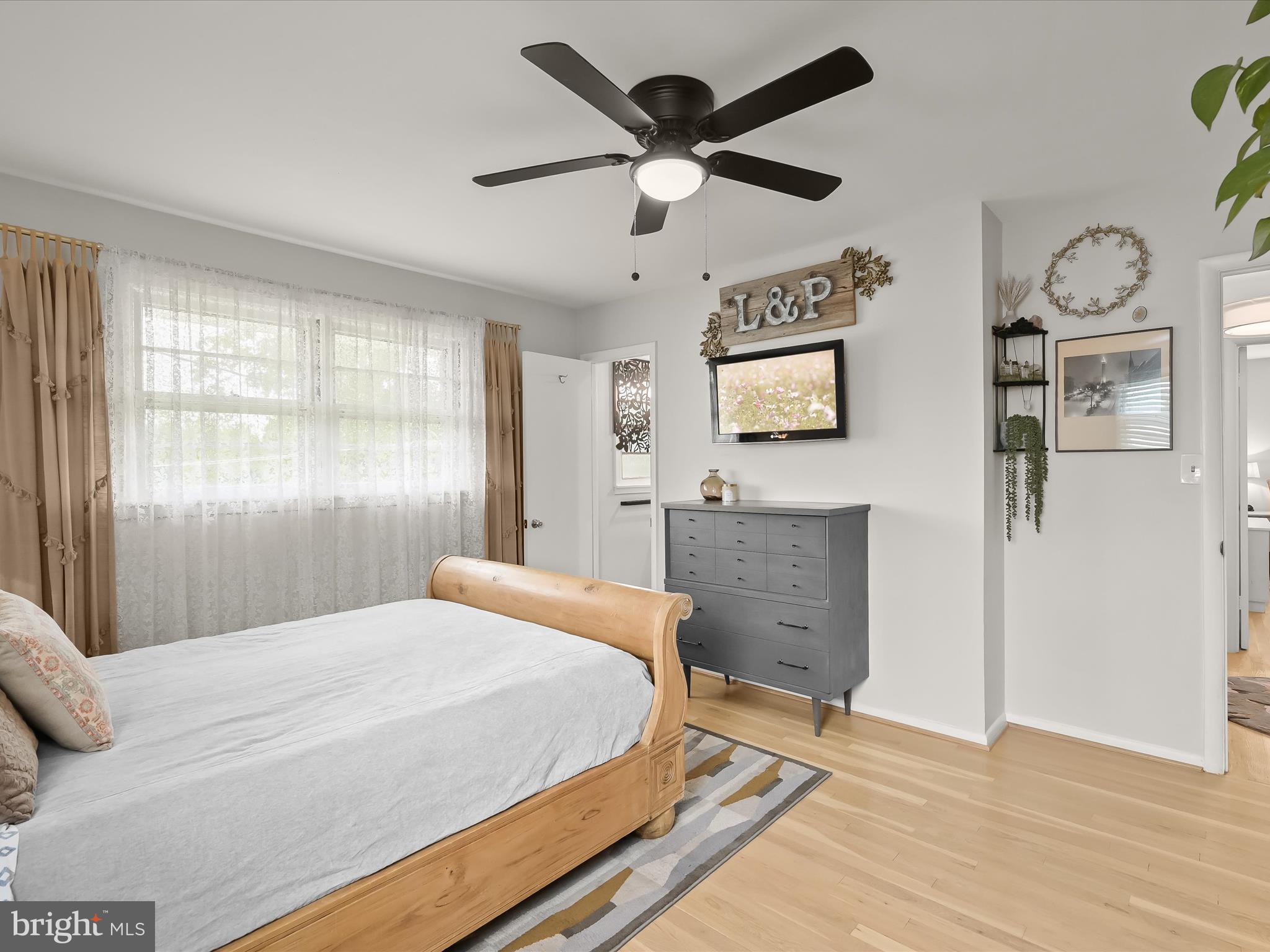 ORCHARD HILLS - Residential