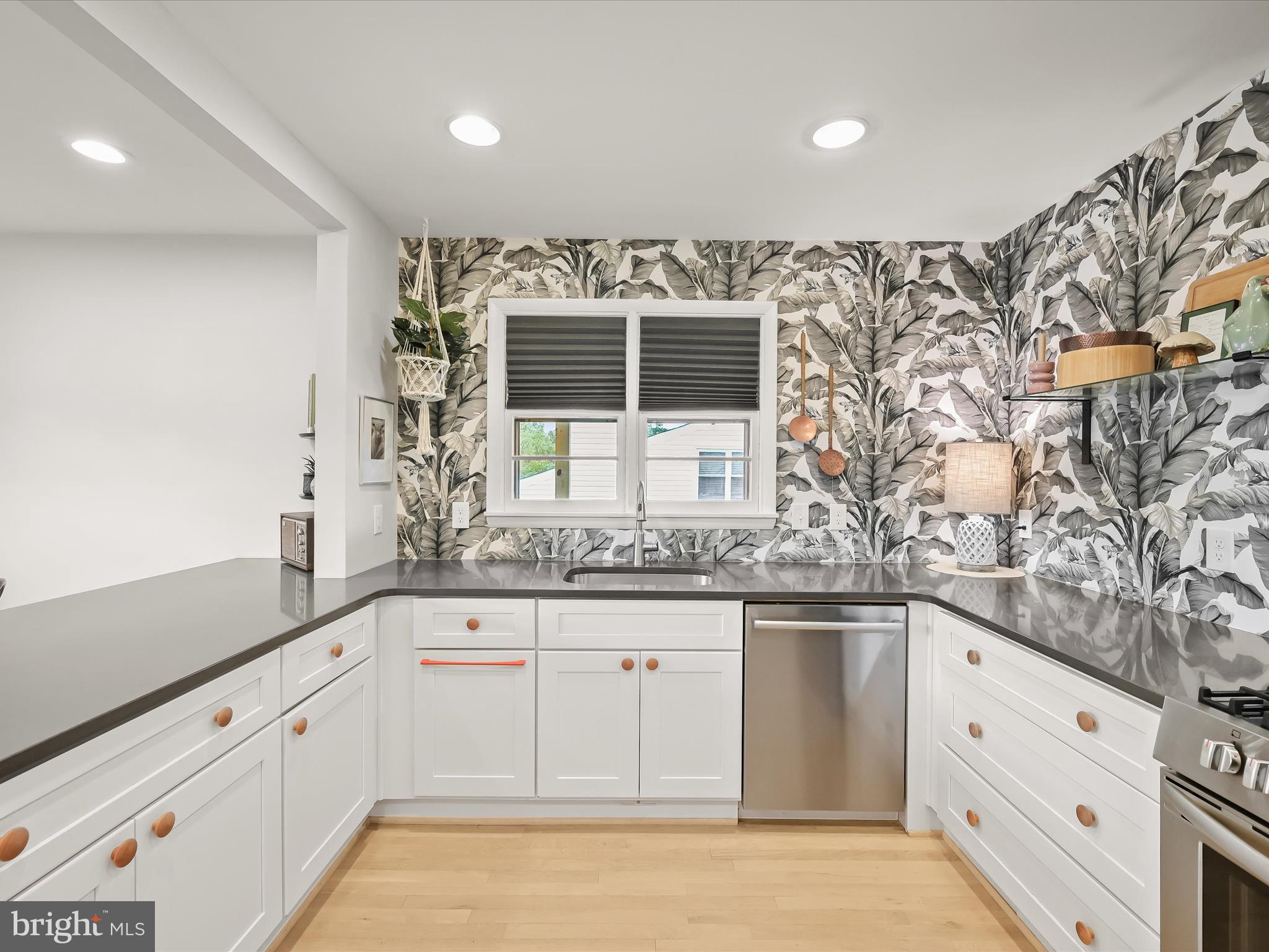 ORCHARD HILLS - Residential