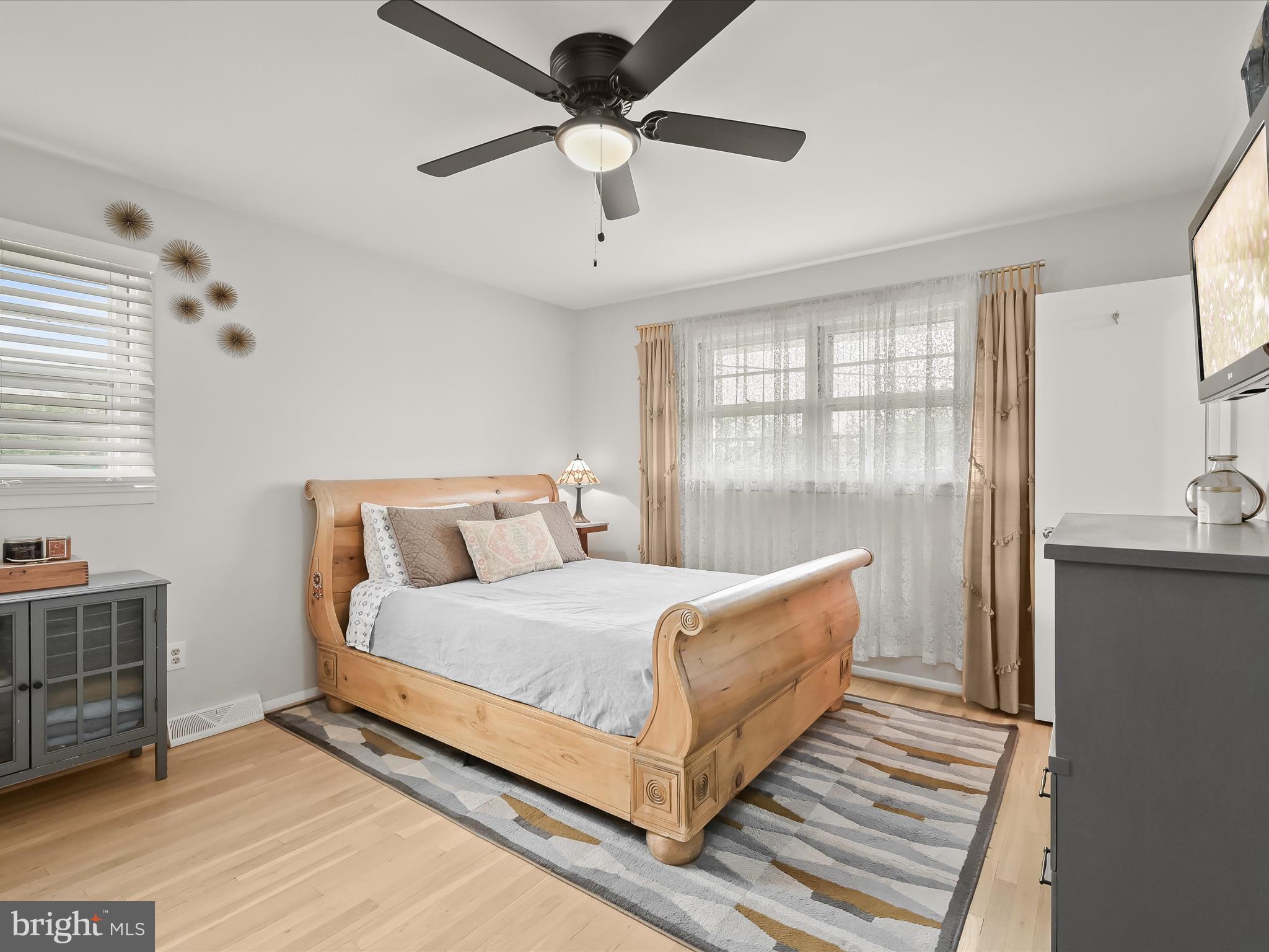 ORCHARD HILLS - Residential