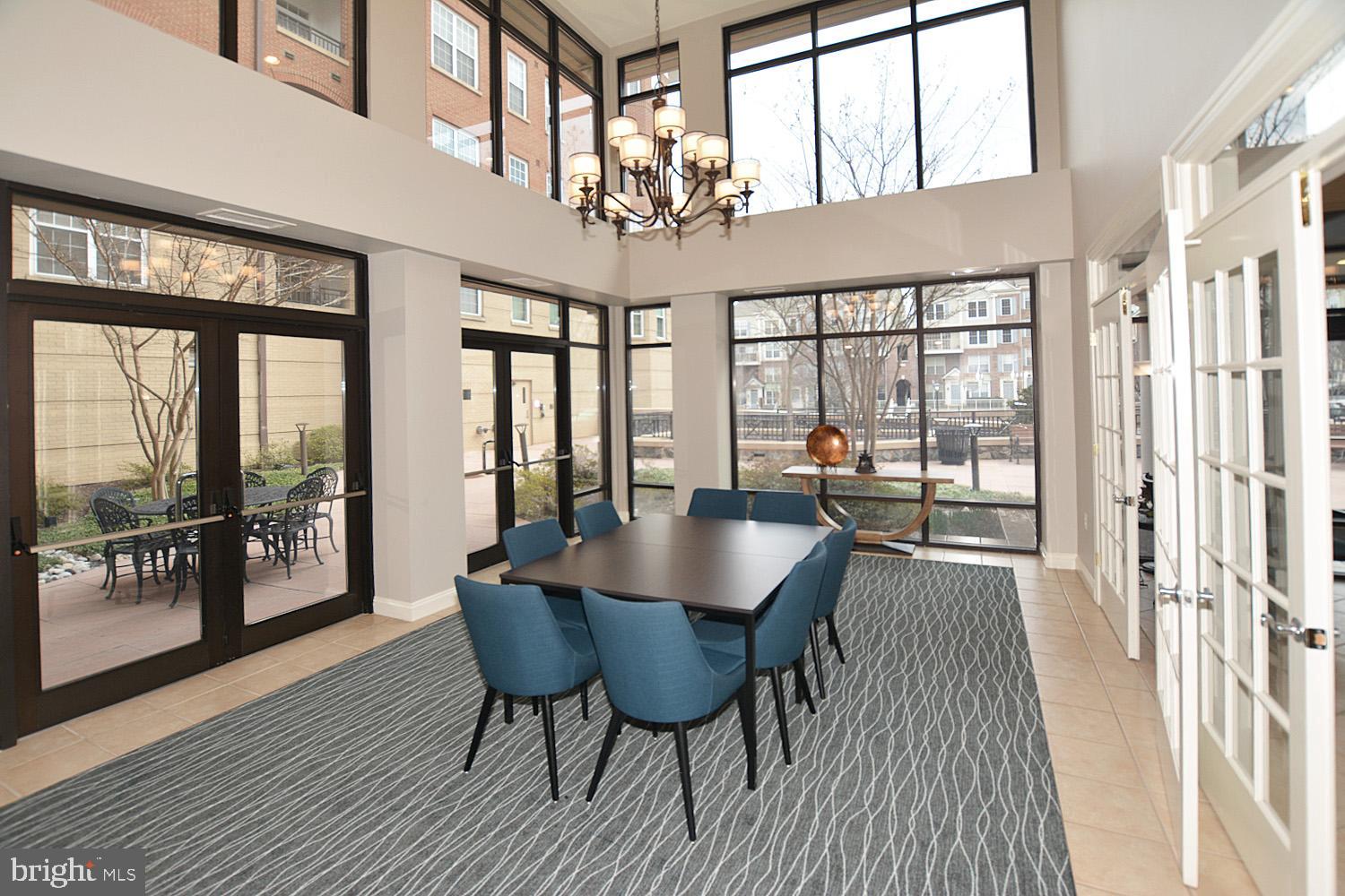 PROVIDENCE SQUARE - Residential