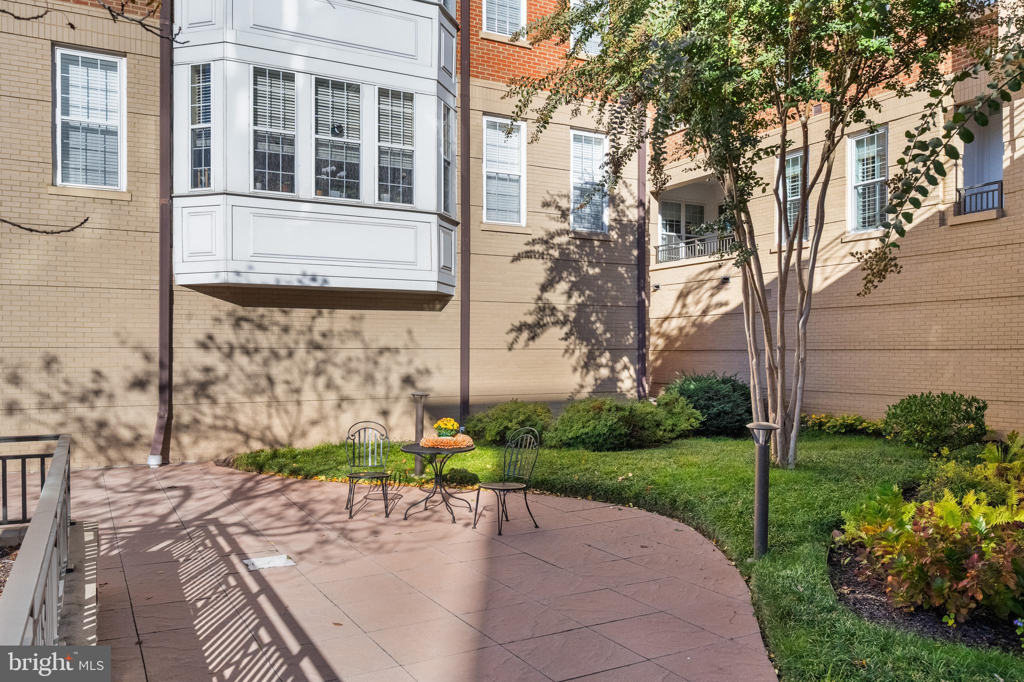 PROVIDENCE SQUARE - Residential