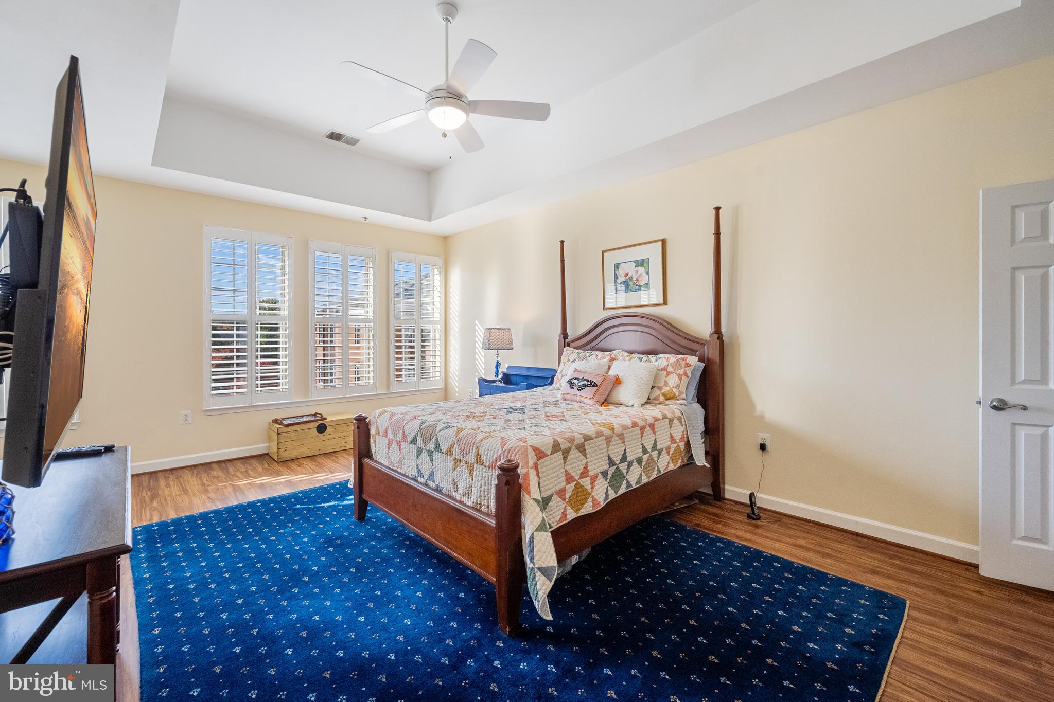 PROVIDENCE SQUARE - Residential