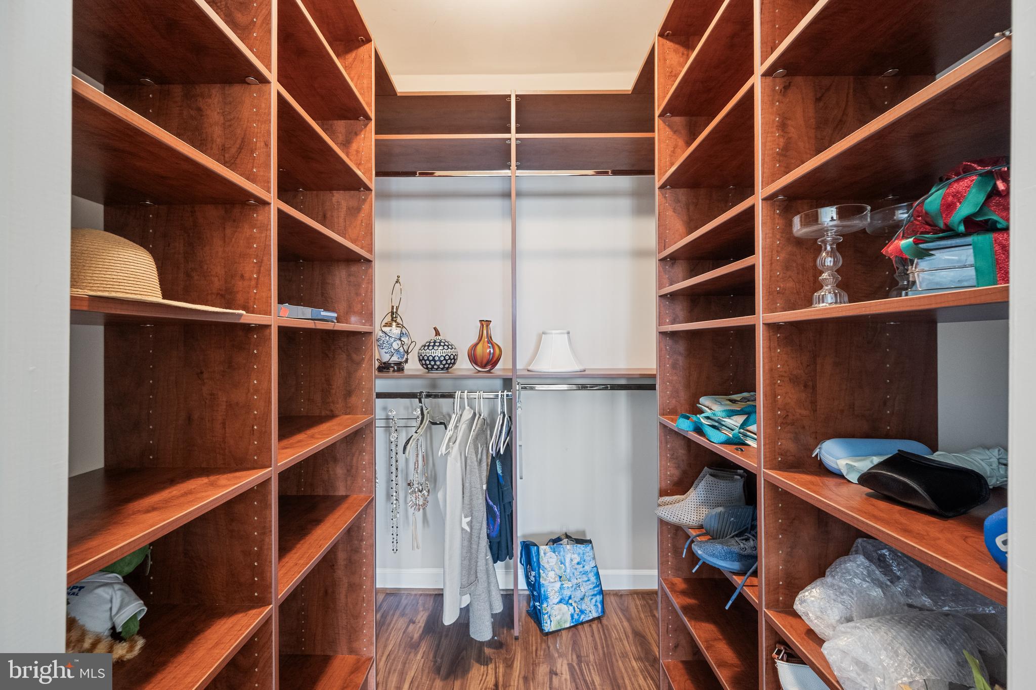 PROVIDENCE SQUARE - Residential