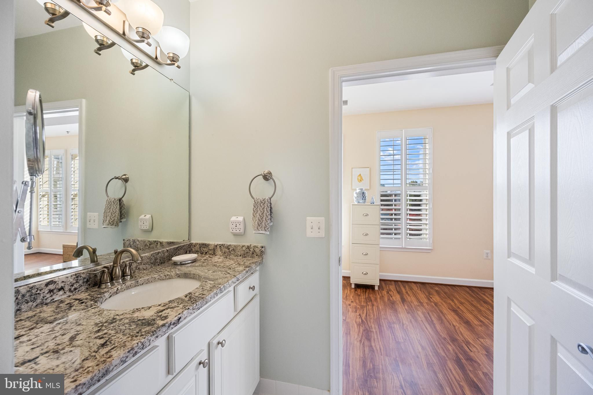 PROVIDENCE SQUARE - Residential