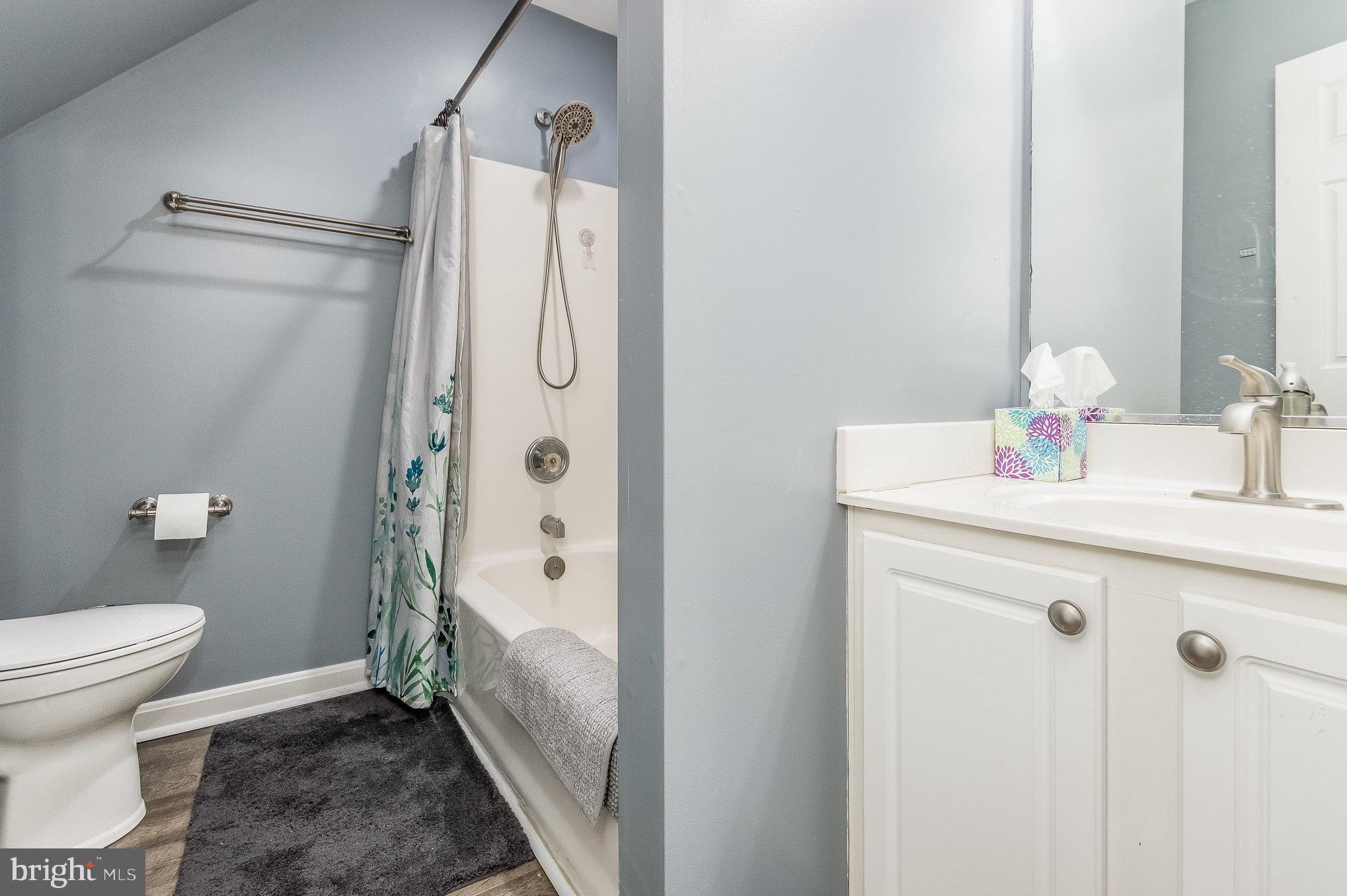 ASHLEIGH PARK - Residential