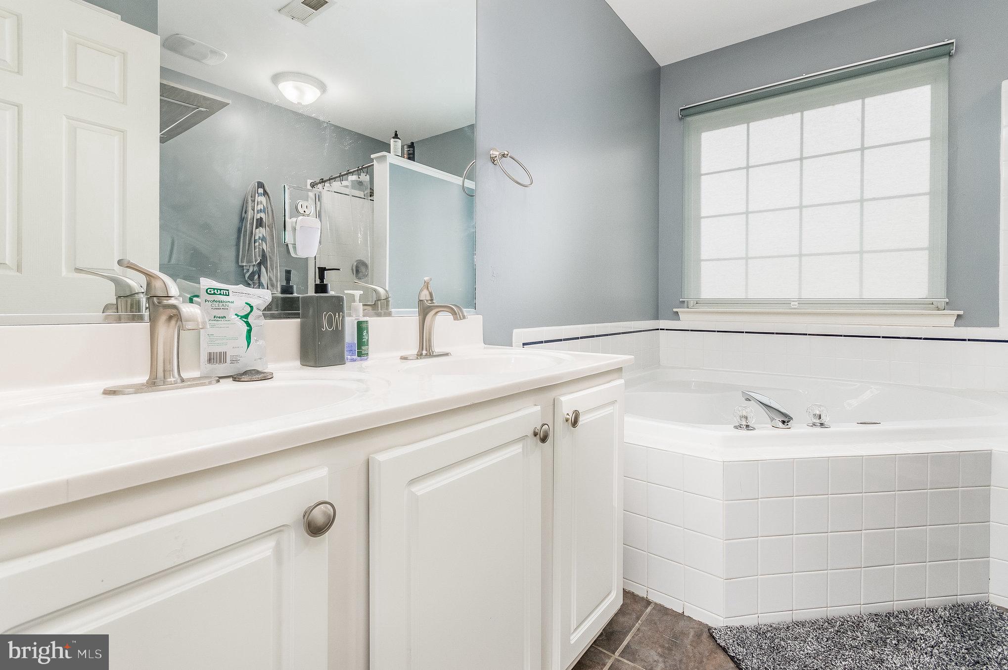 ASHLEIGH PARK - Residential