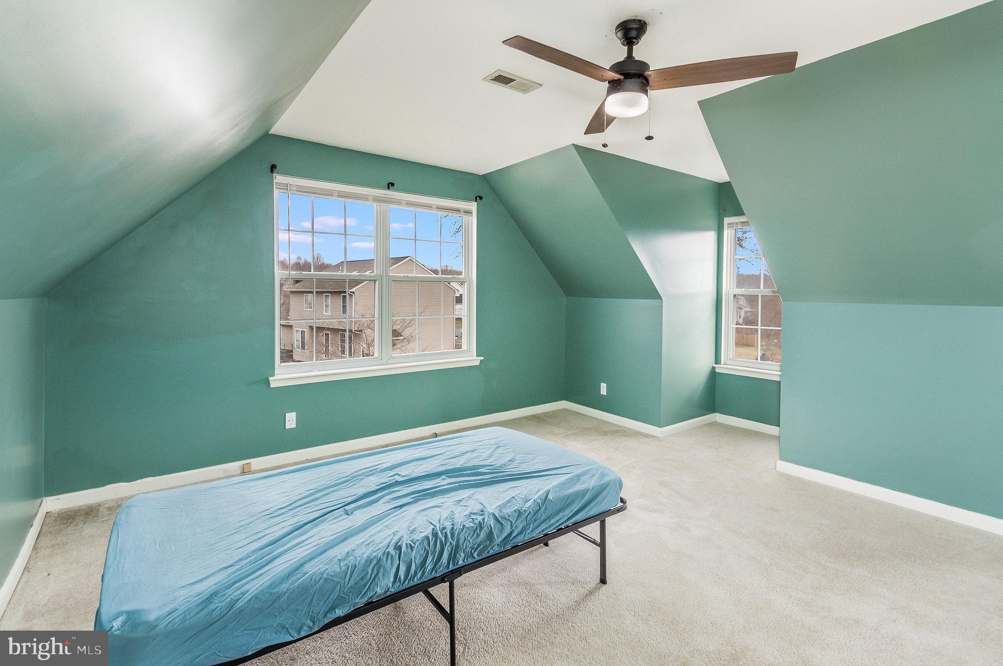 ASHLEIGH PARK - Residential