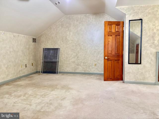 THOMAS GARDENS - Residential