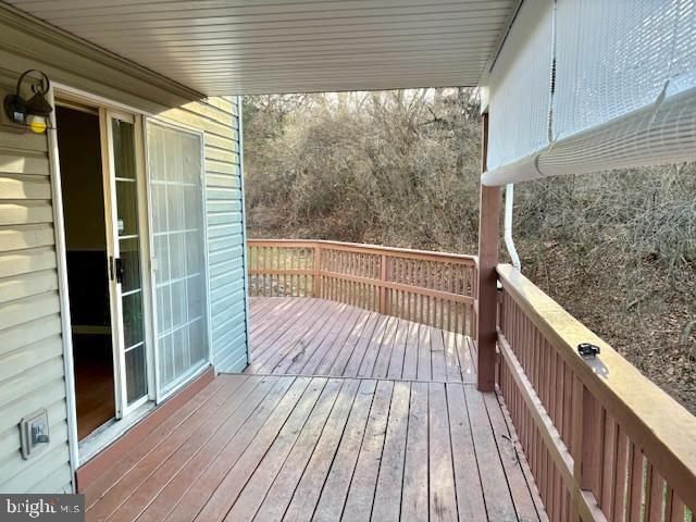 THOMAS GARDENS - Residential