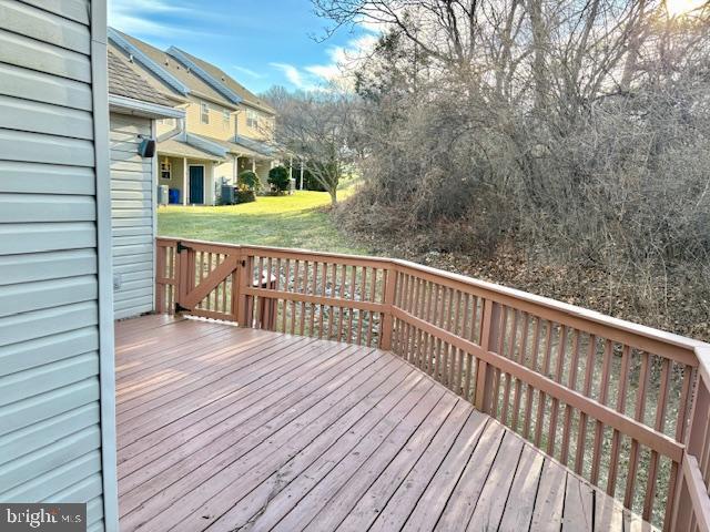 THOMAS GARDENS - Residential