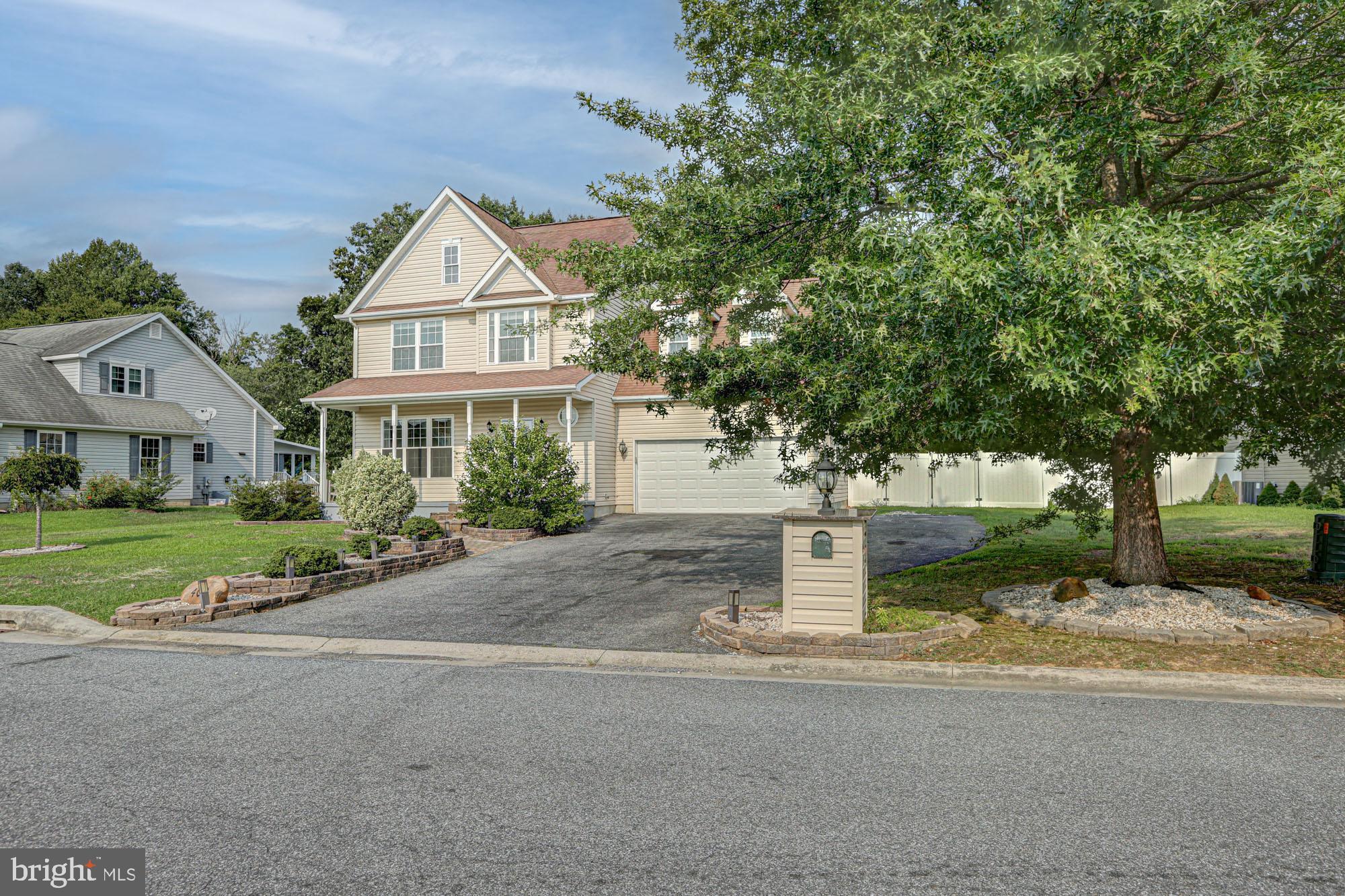 409 INDIA DRIVE