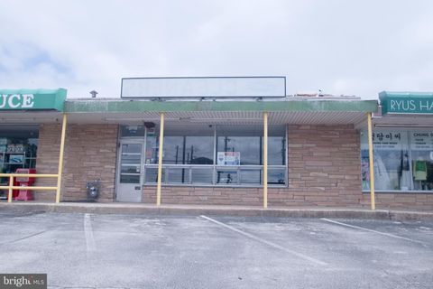 Photo of 1347 E Township Line Road, BLUE BELL, PA 19422 (MLS # PAMC2169462)