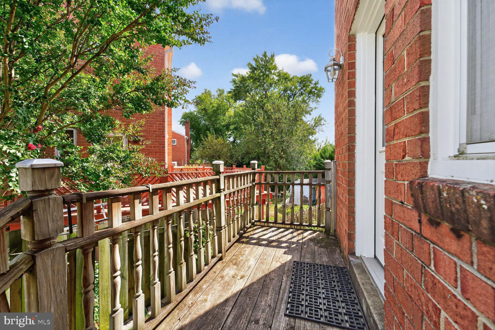 DUKE GARDENS - Residential