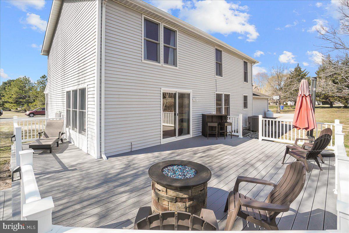 CORSICA LANDING ESTATES - Residential