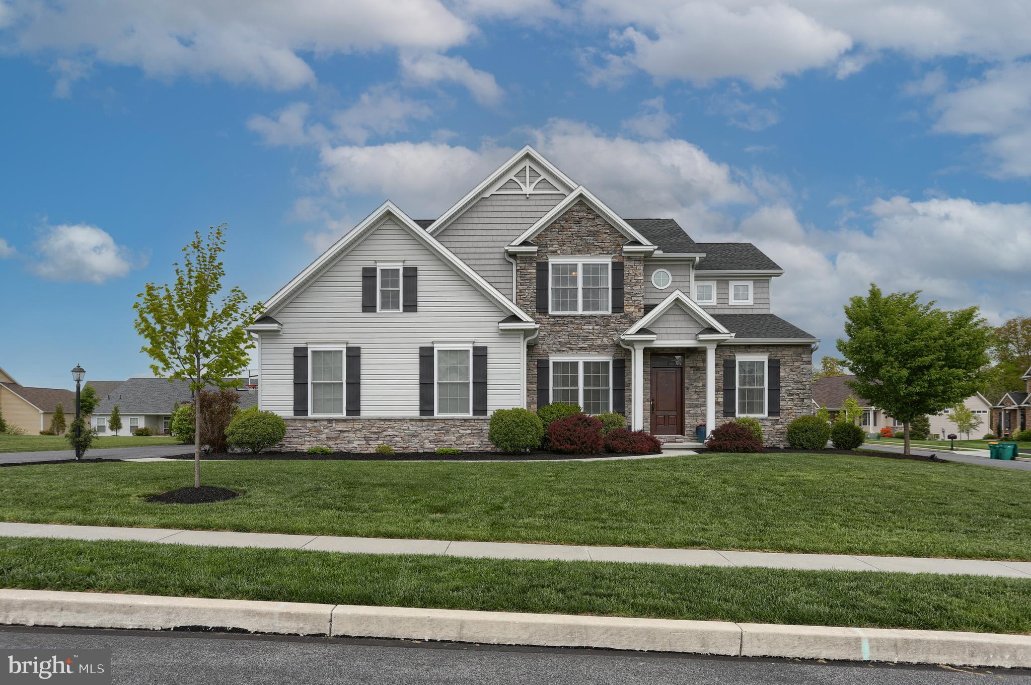 BROOK VIEW - Residential