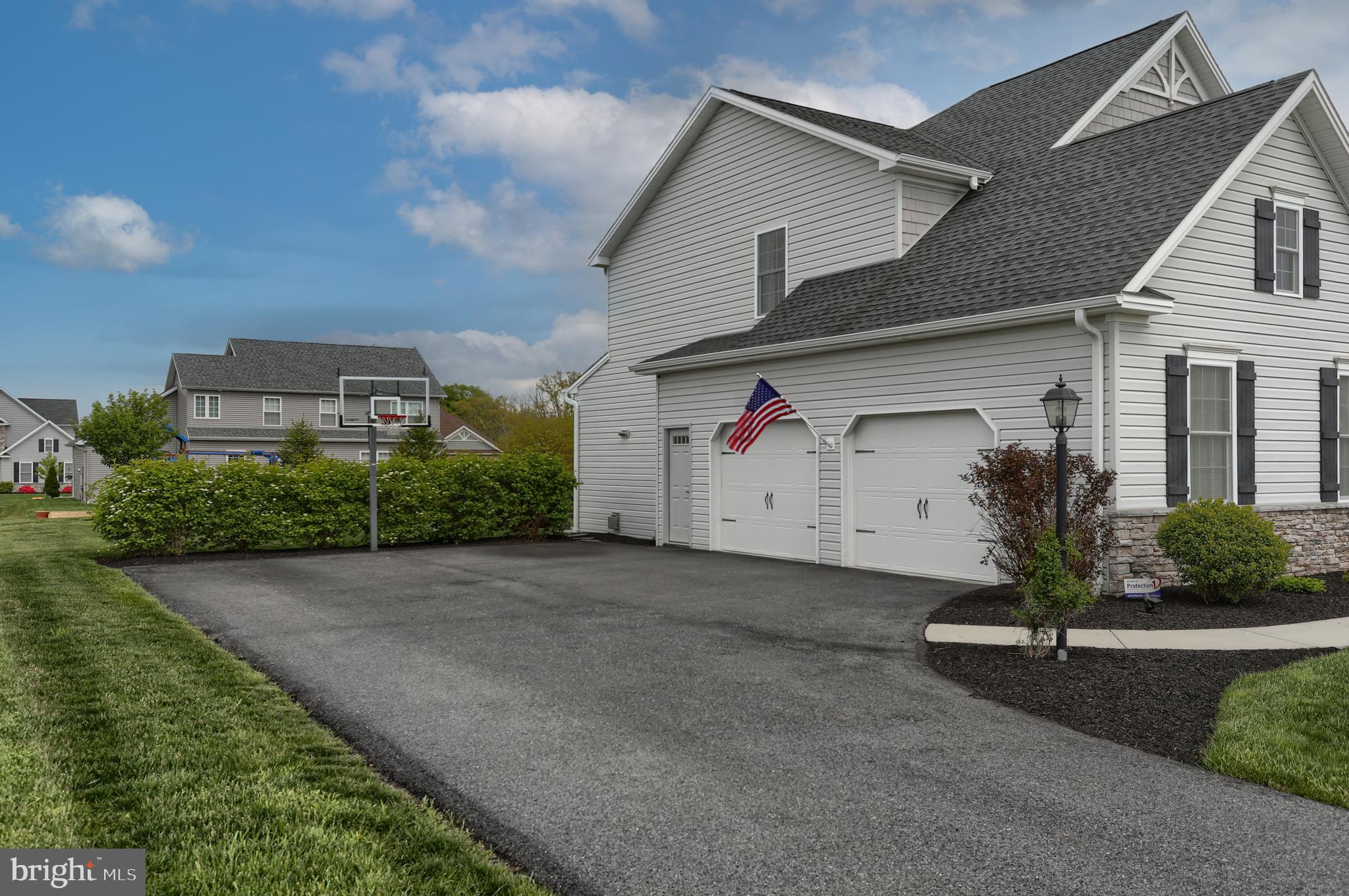 BROOK VIEW - Residential