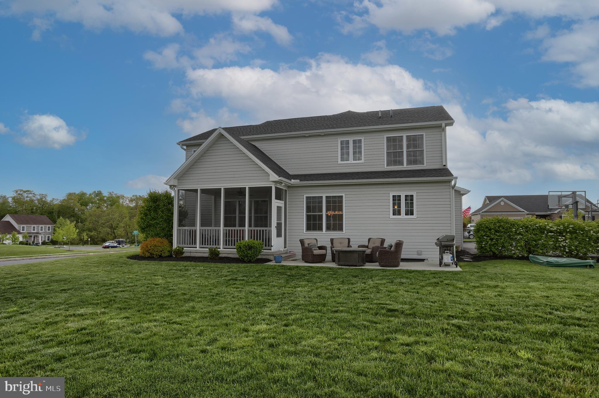 BROOK VIEW - Residential