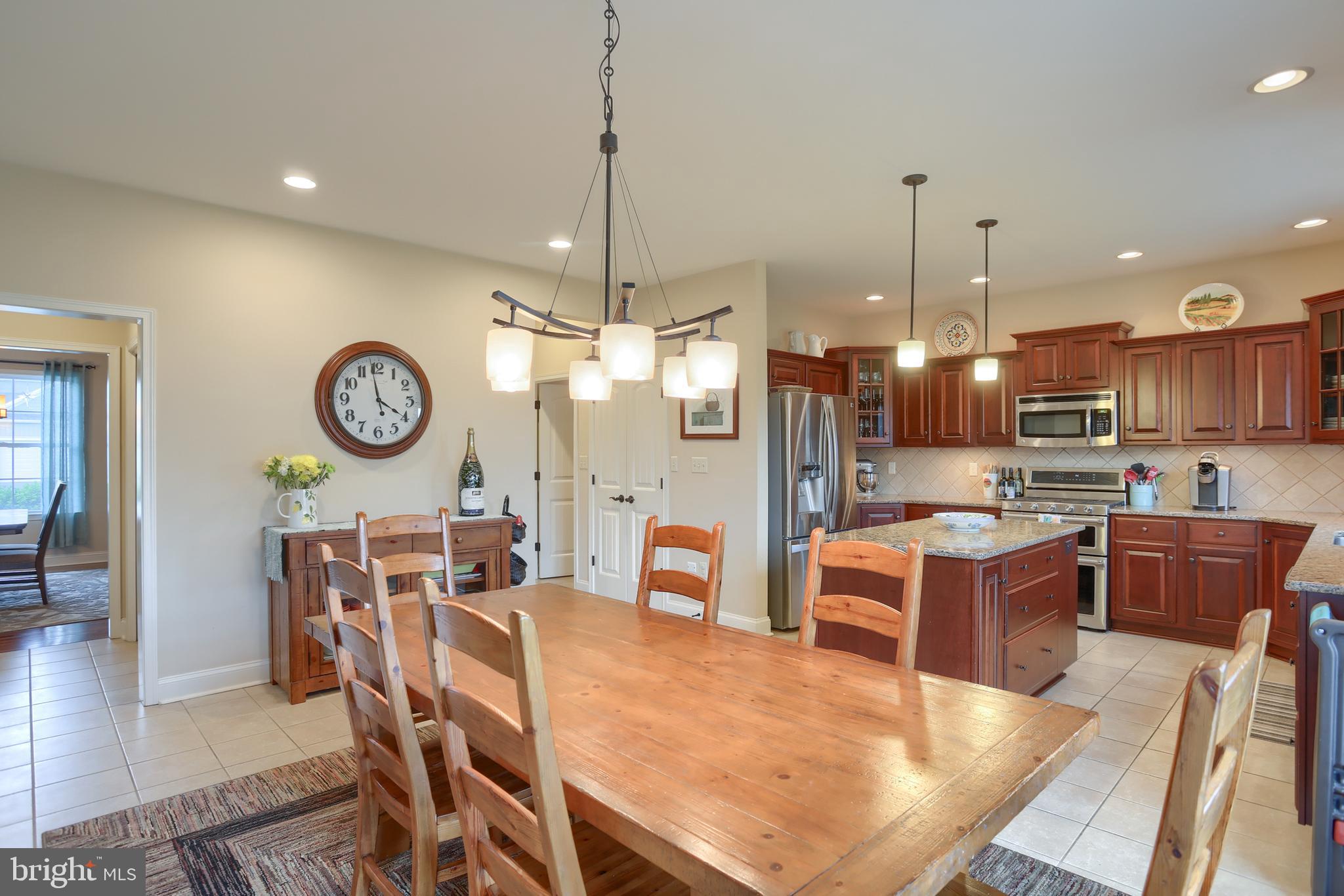 BROOK VIEW - Residential