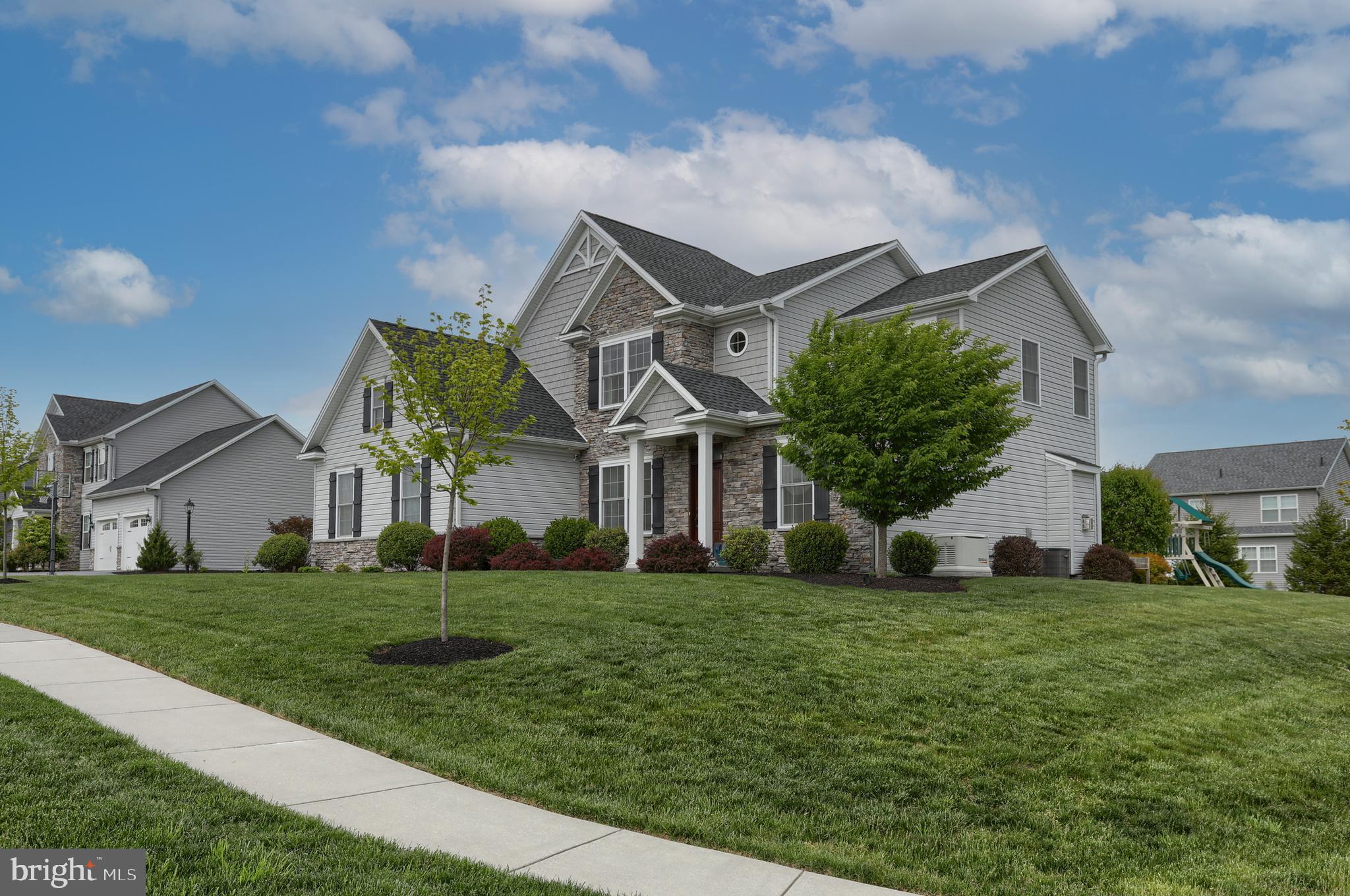 BROOK VIEW - Residential