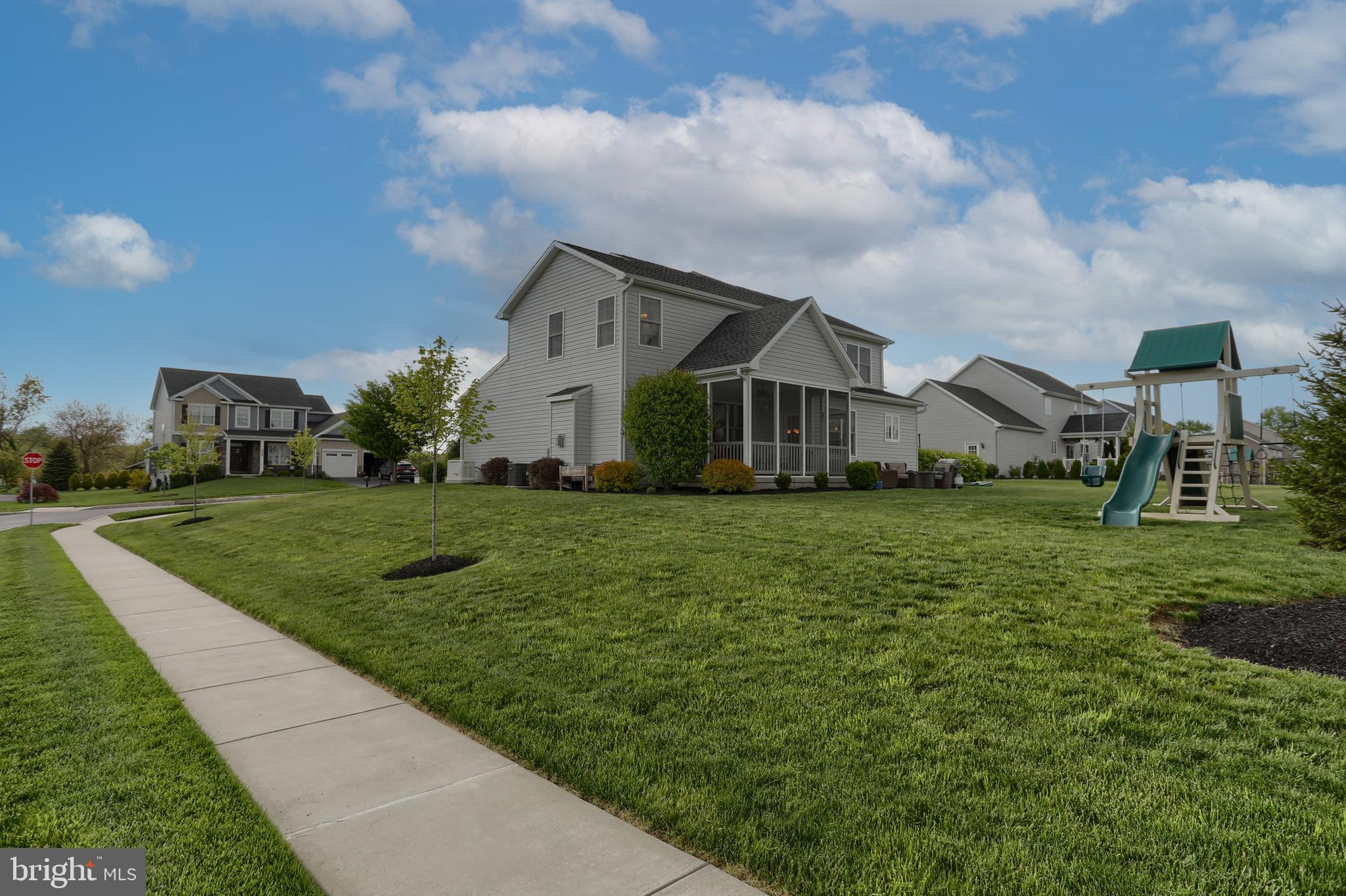 BROOK VIEW - Residential