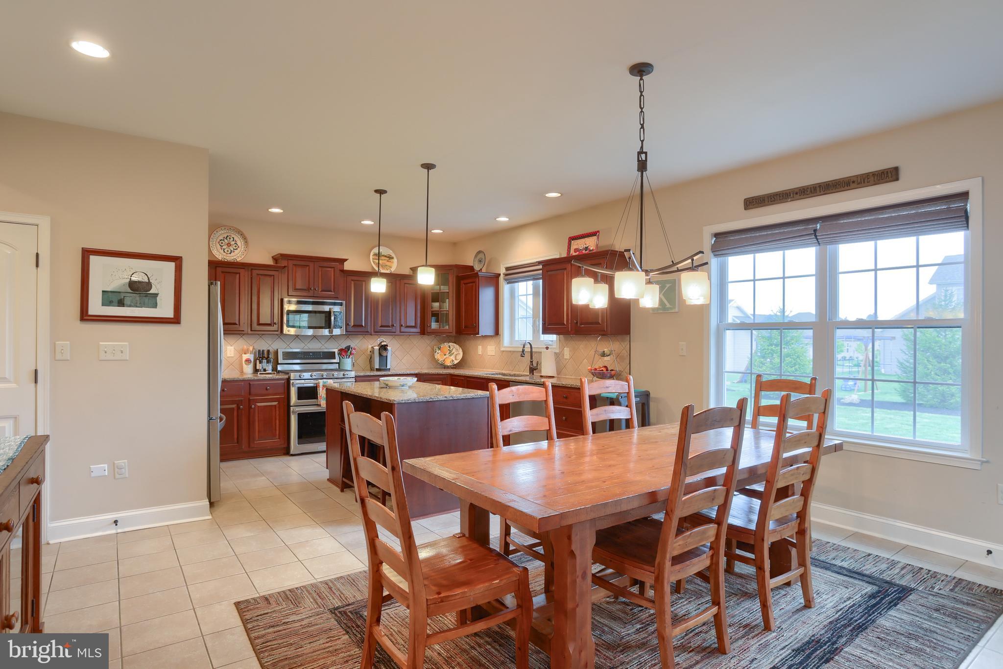 BROOK VIEW - Residential