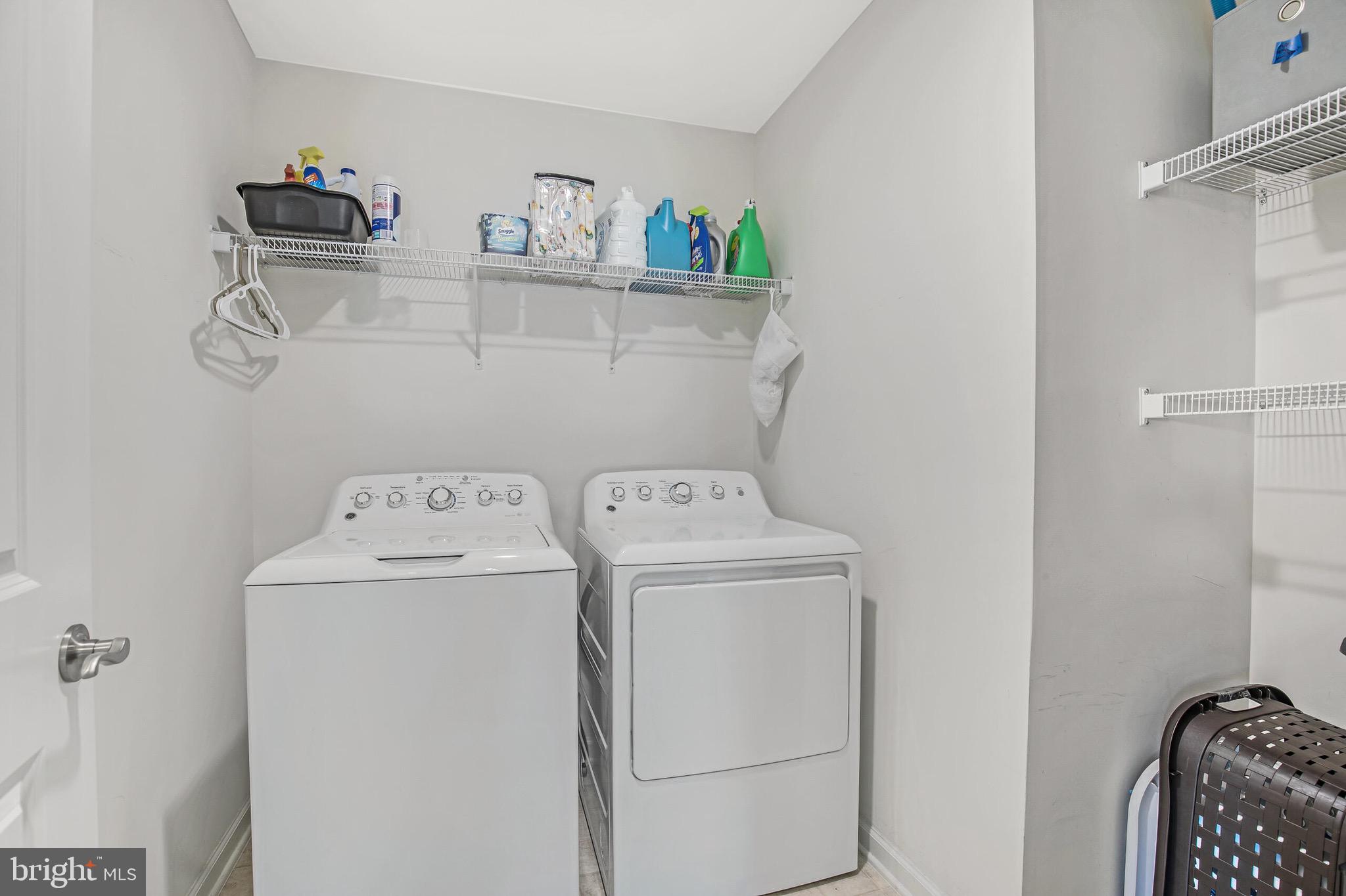 EASTVIEW AT STONE RIDGE - Residential Lease