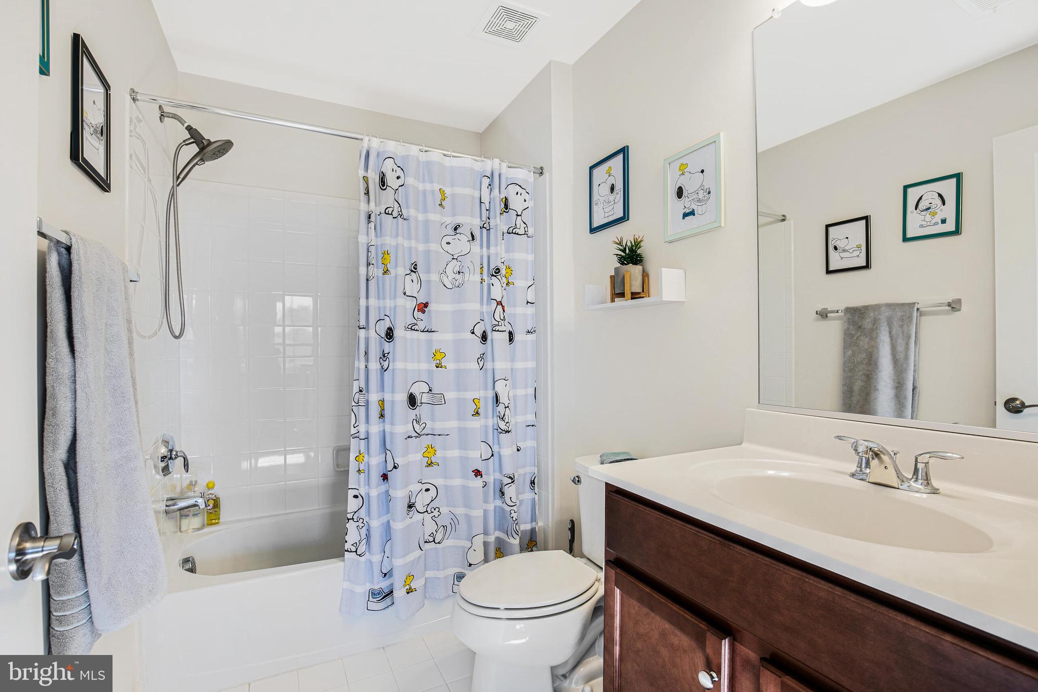 EASTVIEW AT STONE RIDGE - Residential Lease