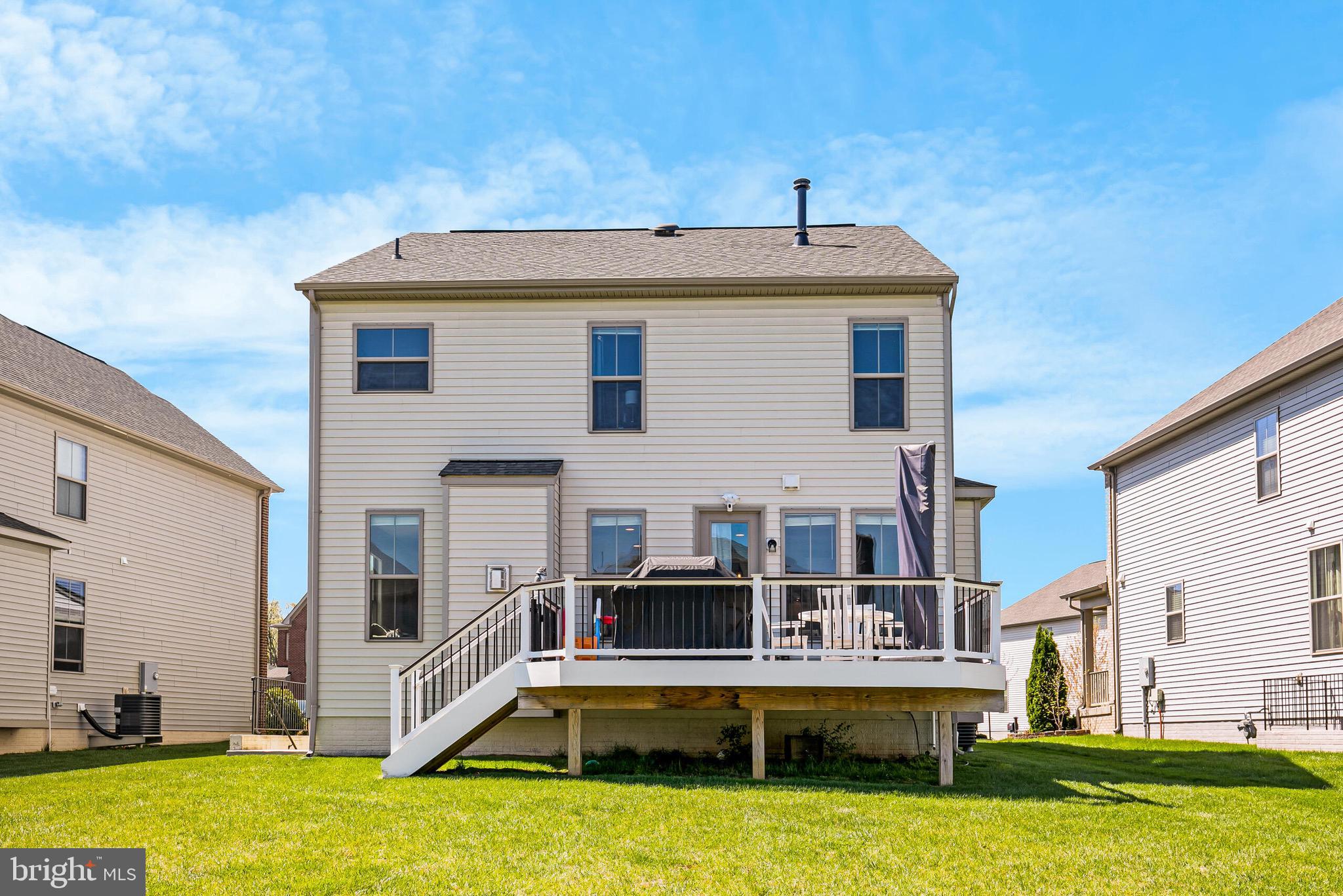 EASTVIEW AT STONE RIDGE - Residential Lease