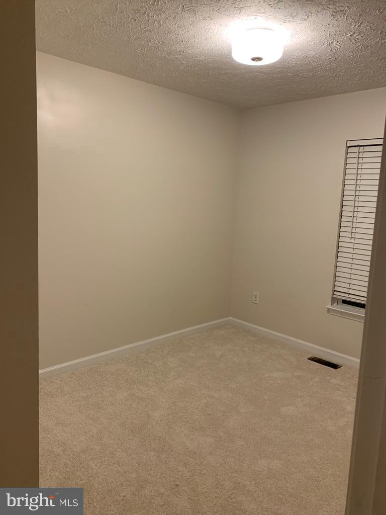 BROOKWOOD - Residential Lease