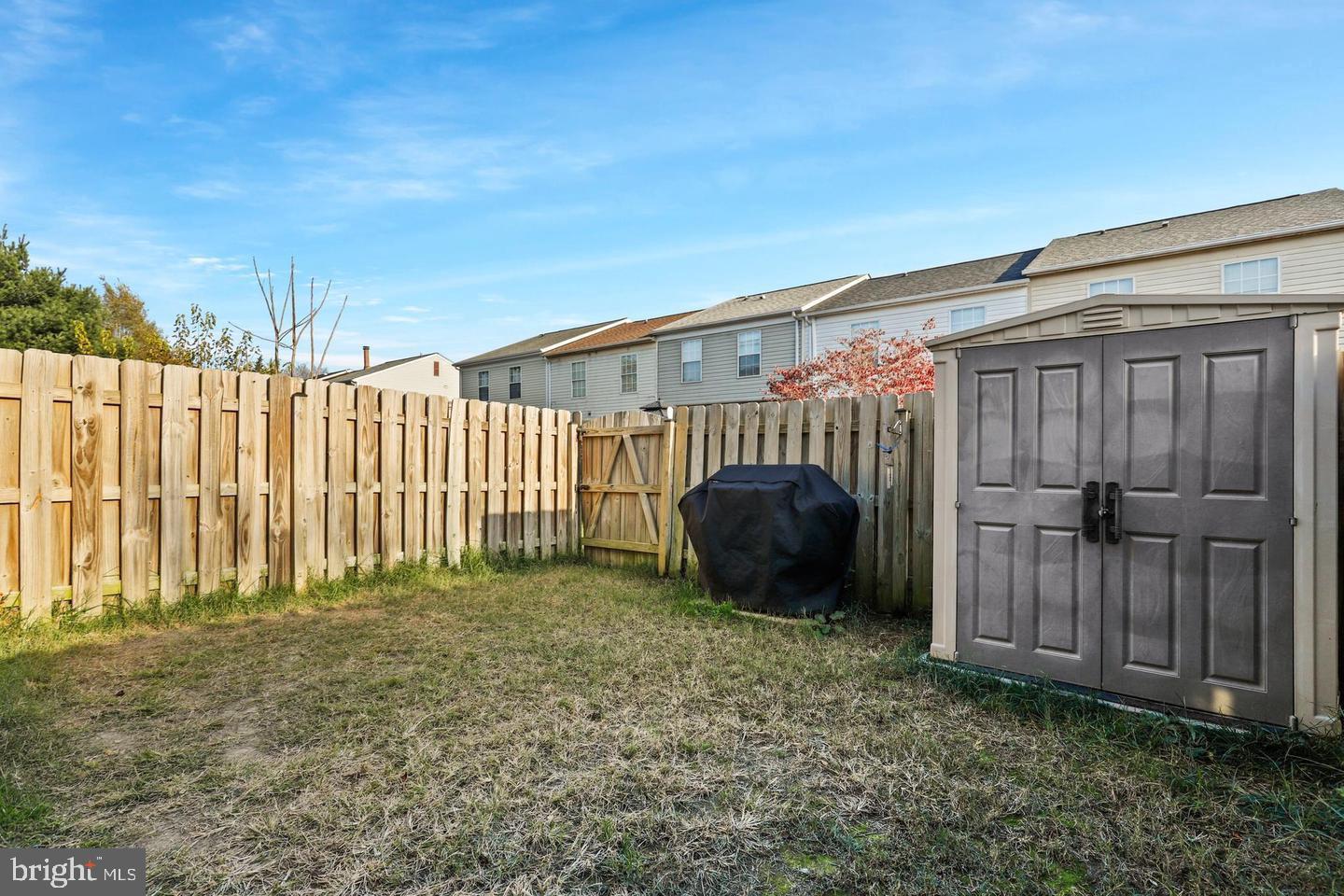 BROOKWOOD - Residential Lease