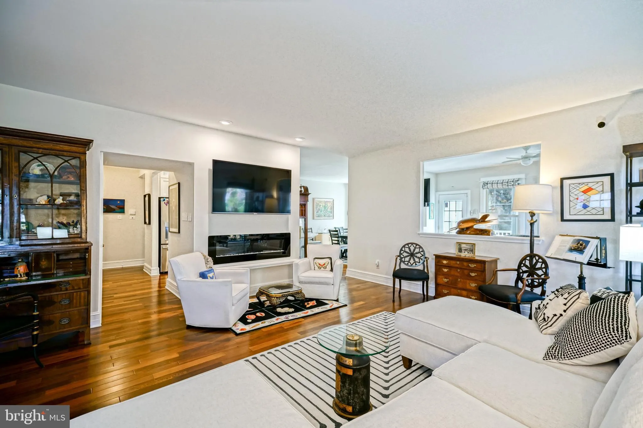 Rehoboth Beach, Delaware 19971, United States, 4 Bedrooms Bedrooms, ,5 BathroomsBathrooms,Residential,Pending,28645