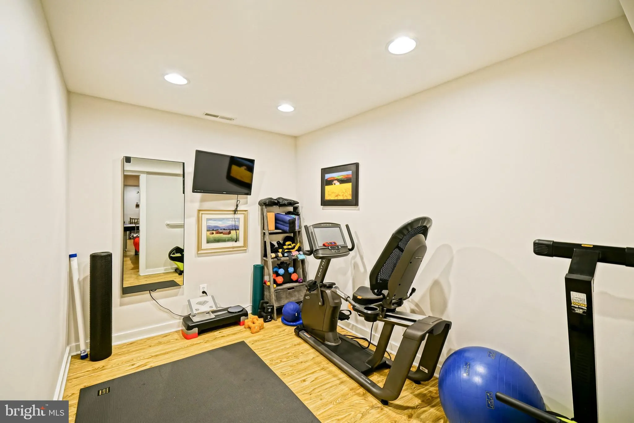 Rehoboth Beach, Delaware 19971, United States, 4 Bedrooms Bedrooms, ,5 BathroomsBathrooms,Residential,Pending,28645