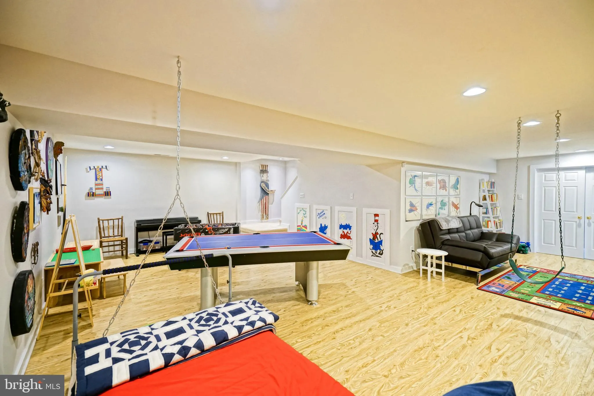 Rehoboth Beach, Delaware 19971, United States, 4 Bedrooms Bedrooms, ,5 BathroomsBathrooms,Residential,Pending,28645