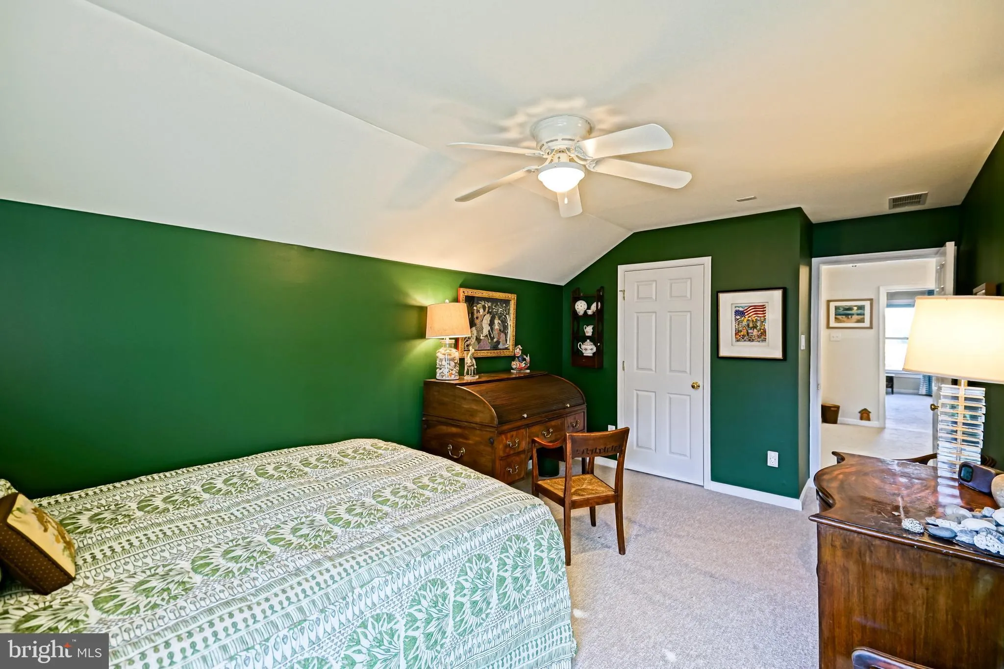 Rehoboth Beach, Delaware 19971, United States, 4 Bedrooms Bedrooms, ,5 BathroomsBathrooms,Residential,Pending,28645