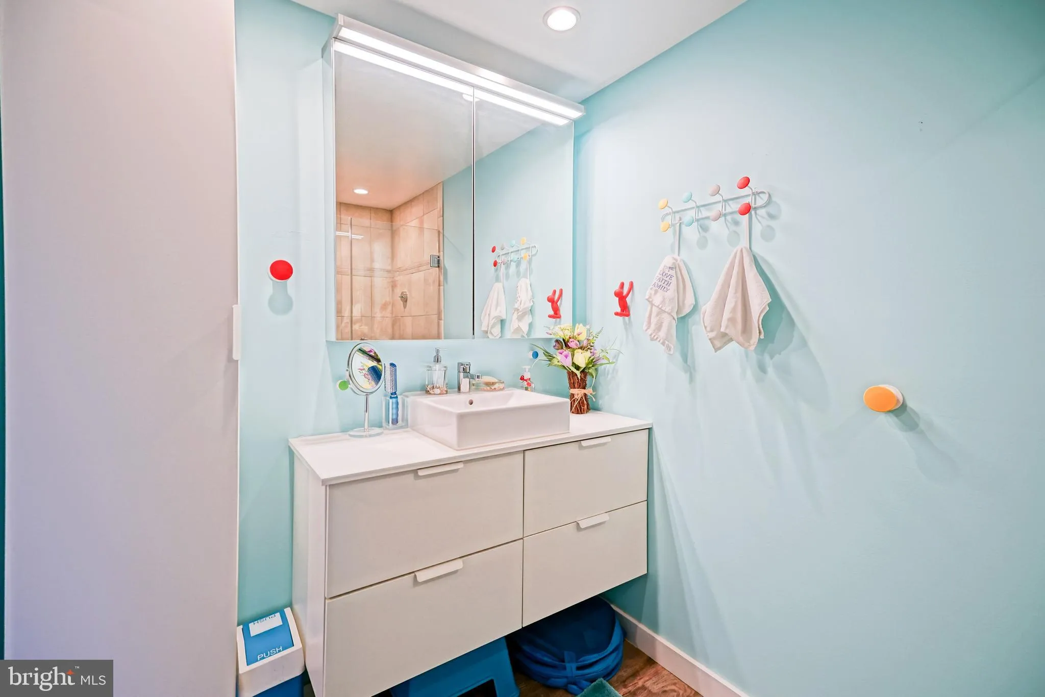 Rehoboth Beach, Delaware 19971, United States, 4 Bedrooms Bedrooms, ,5 BathroomsBathrooms,Residential,Pending,28645